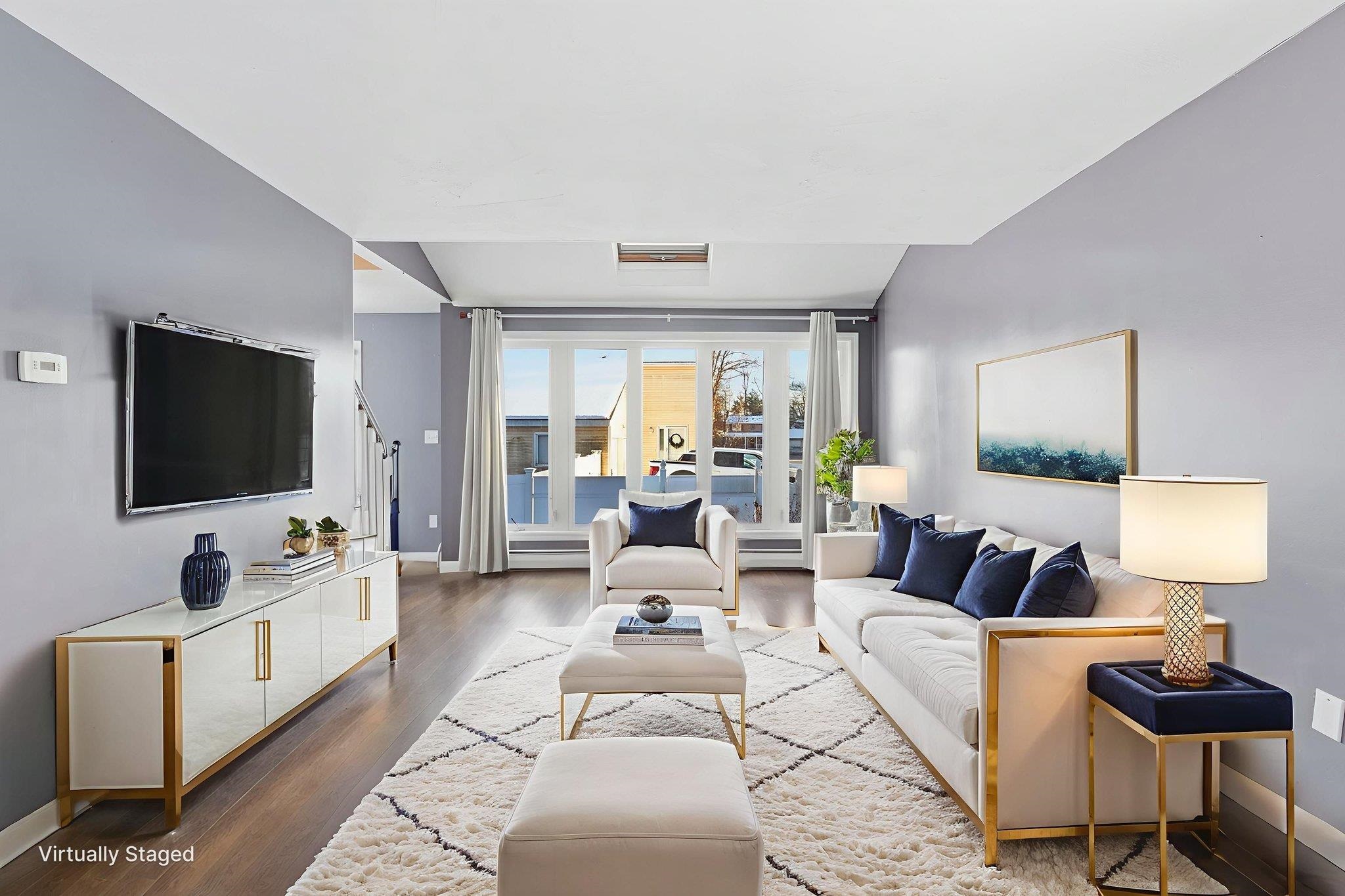 7 Bradford St, Nashua, NH 03063