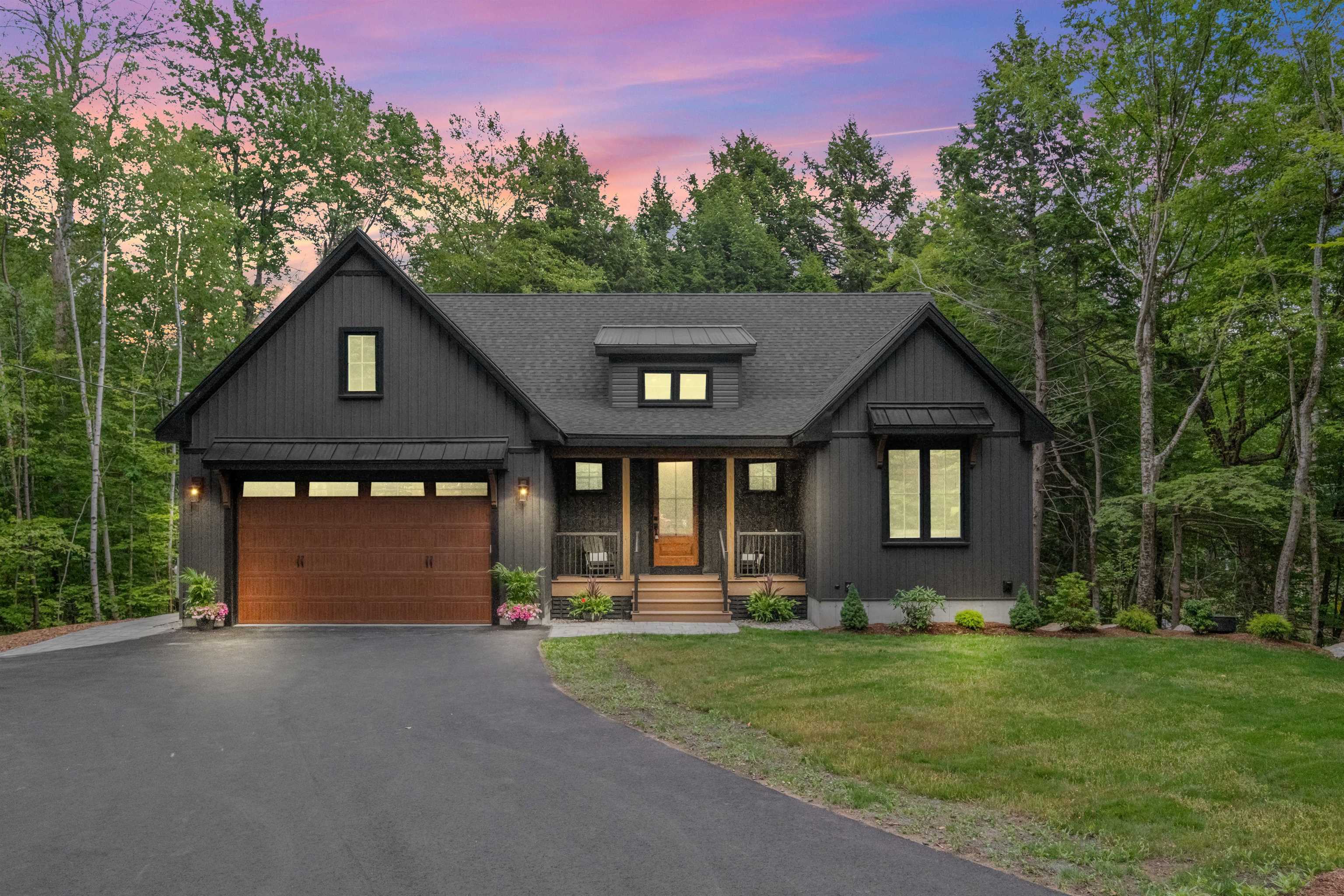 44 Valley Road — photo 1