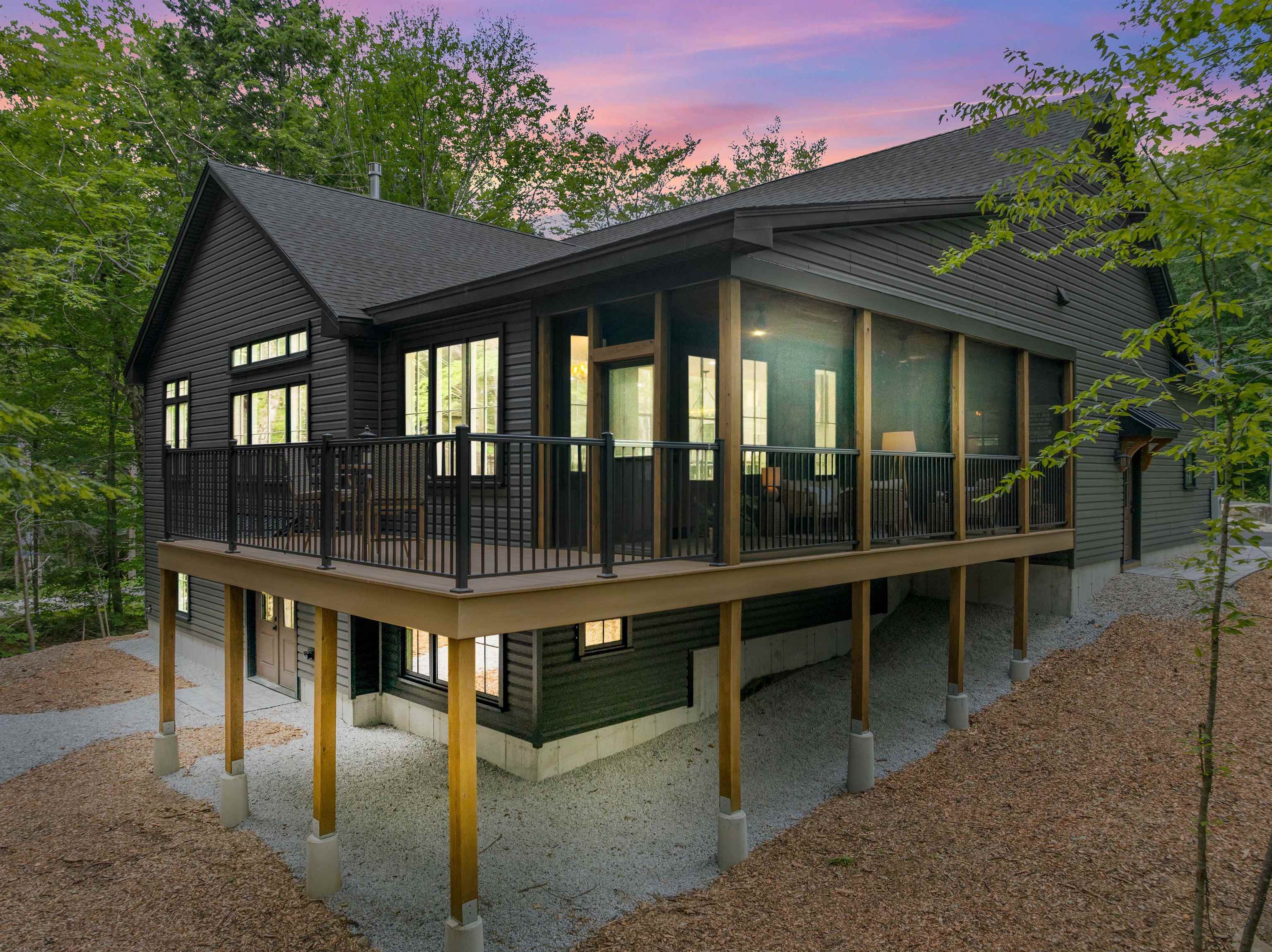 44 Valley Rd, Tuftonboro, NH 03816