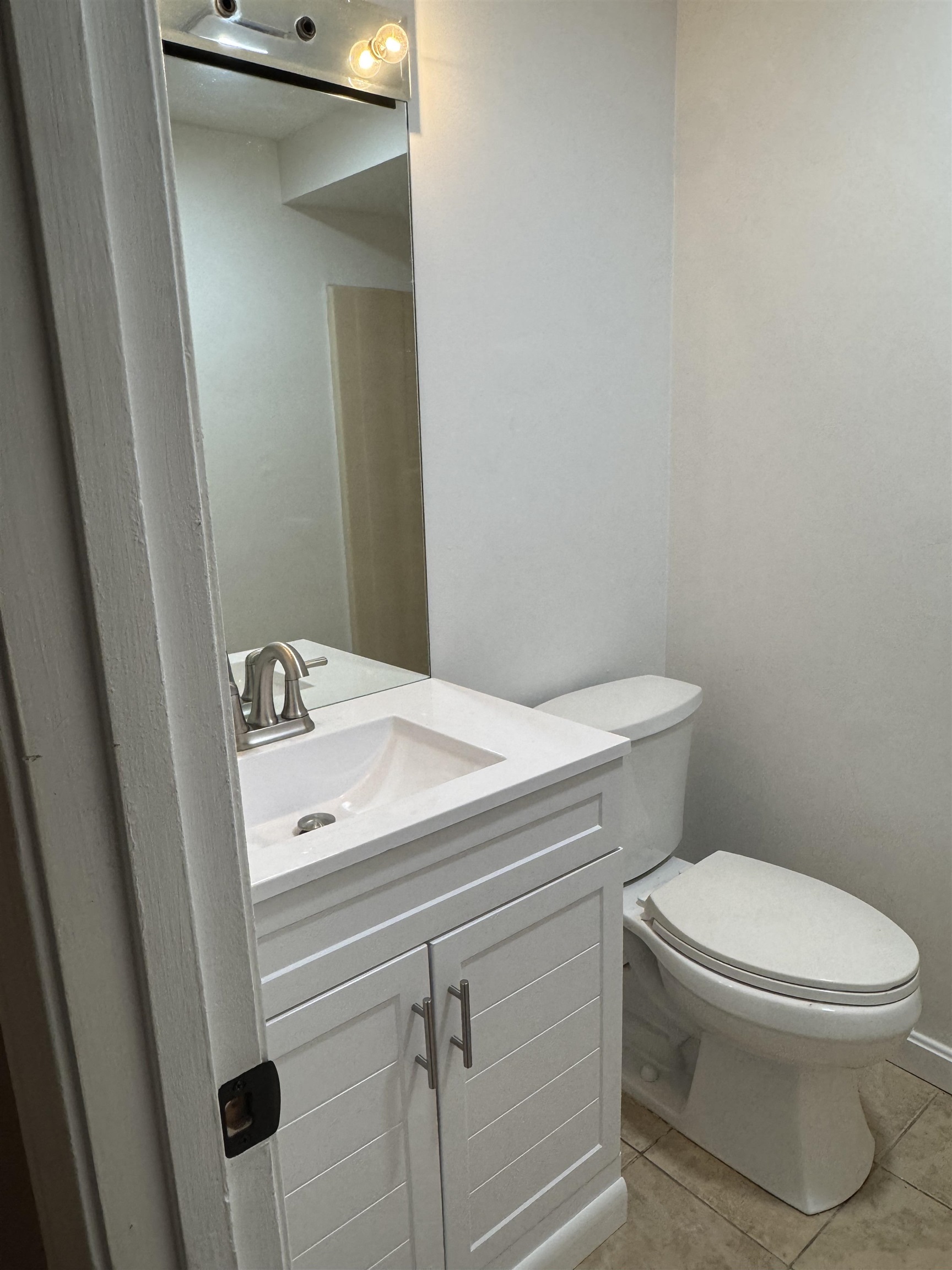 414 Springbrook Cir, Portsmouth, NH 03801