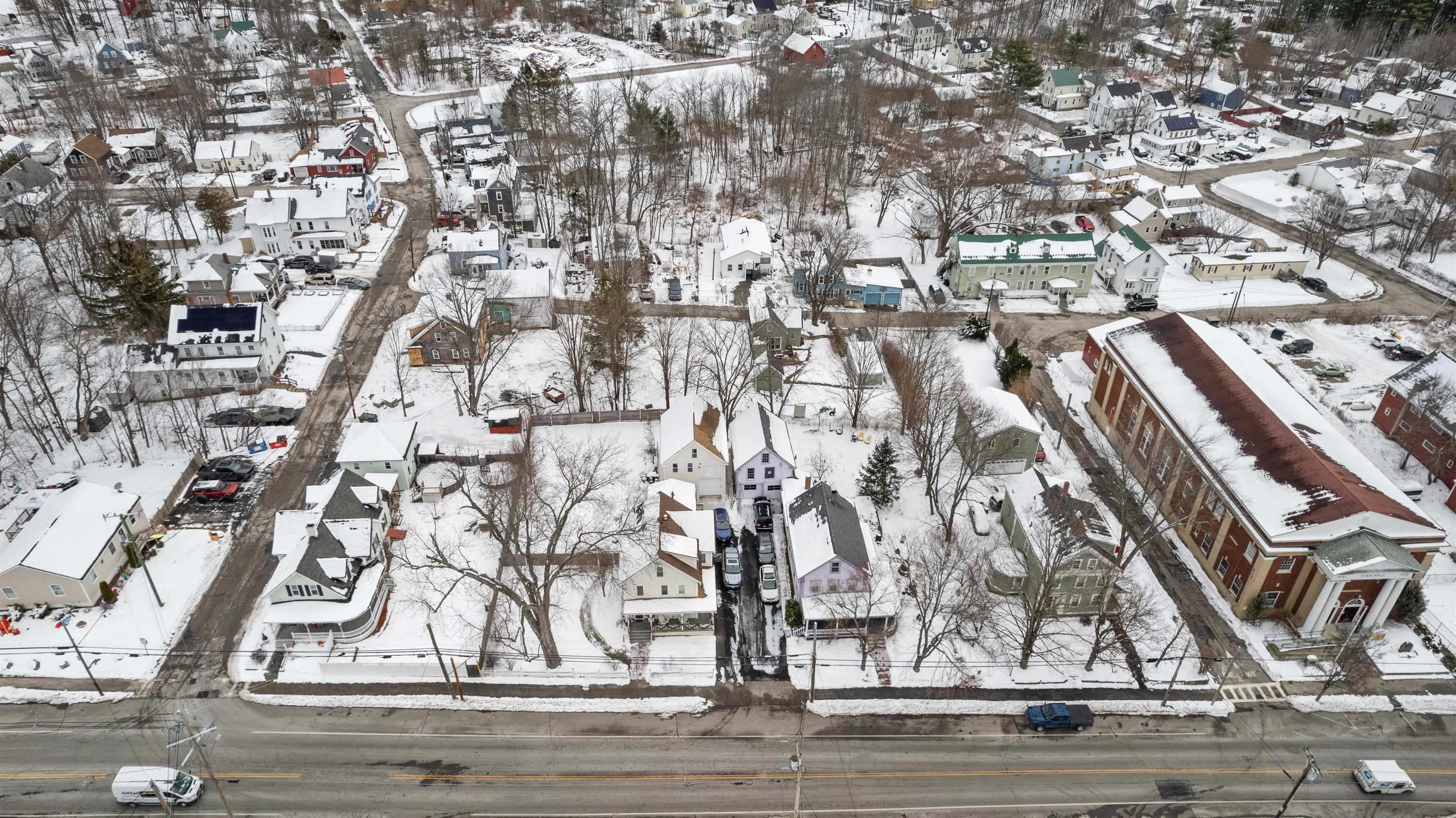 18 Worster St, Farmington, NH 03835