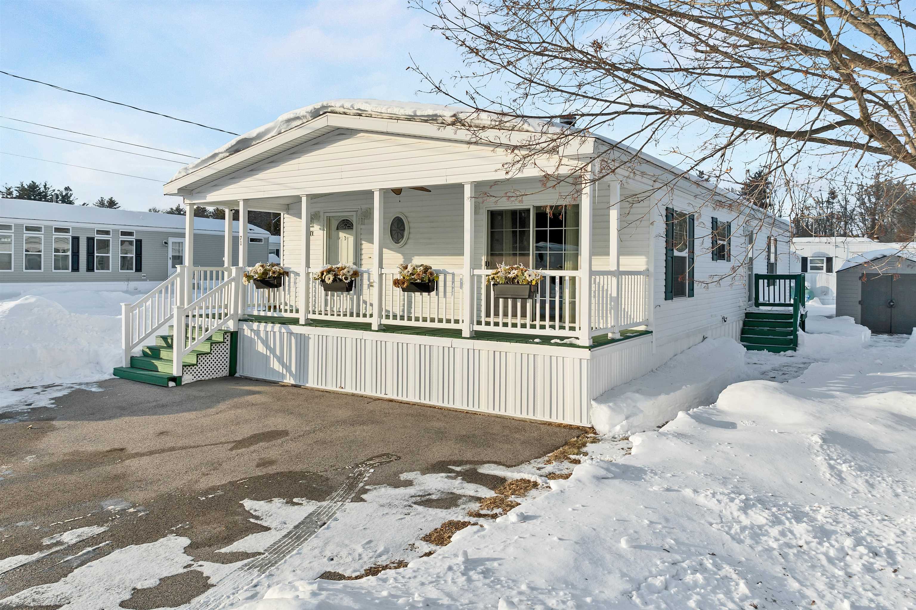 Homes for sale in Salem, NH | 71 Caddy Dr, Salem, NH 03079 | MLS# 5075435