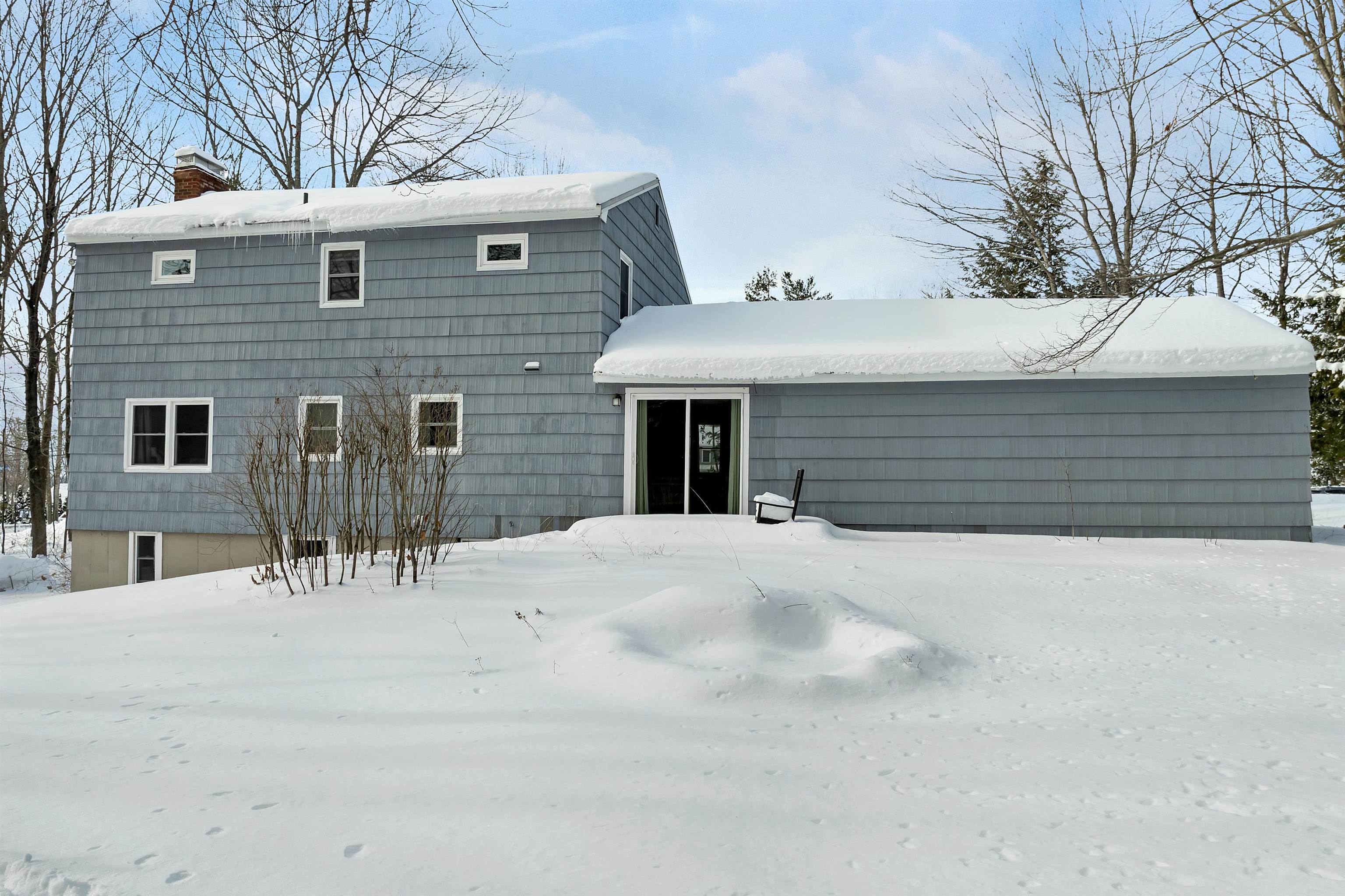 38 Lynnewood Rd, Laconia, NH 03246