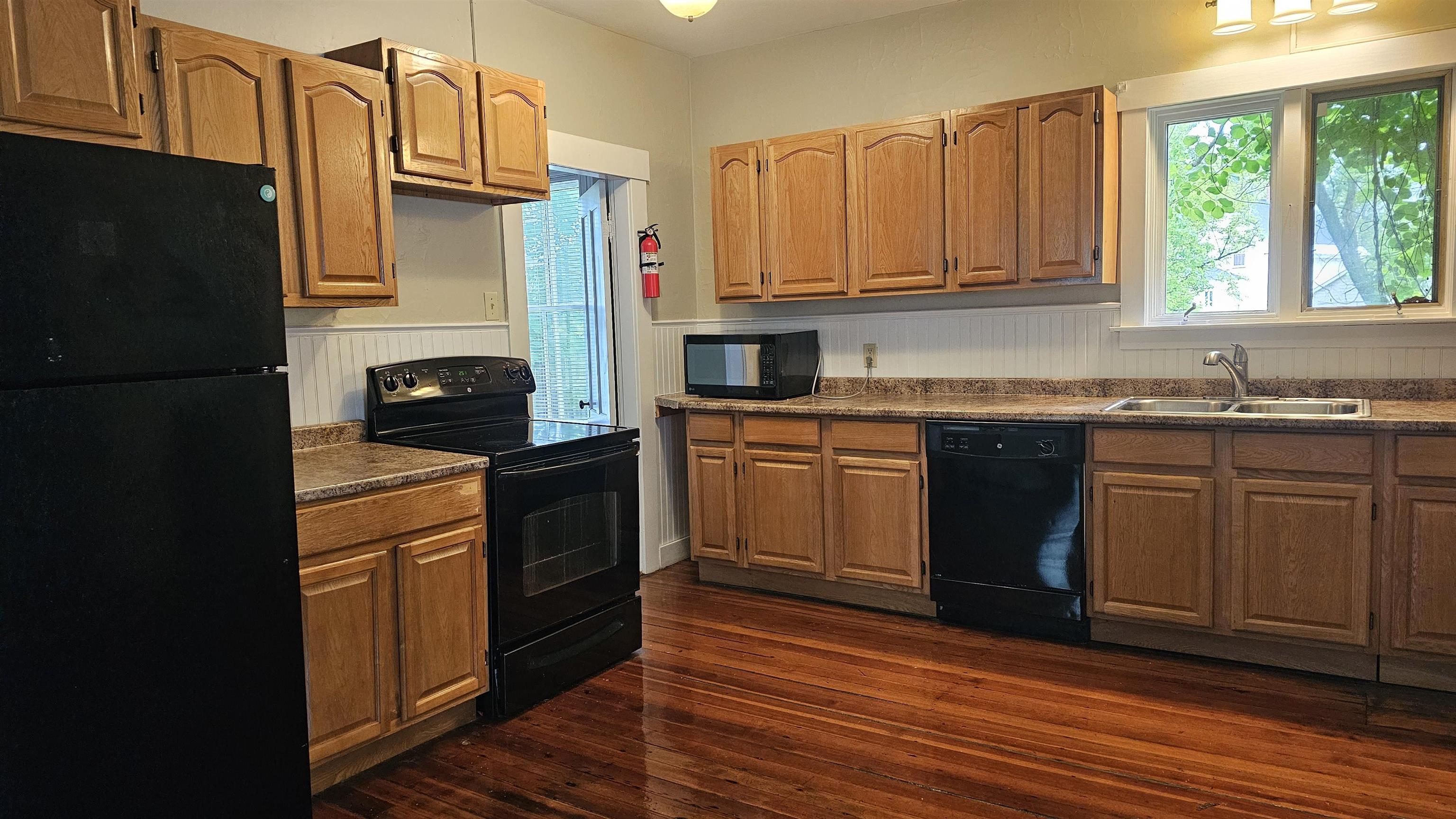 35 Foster St, Keene, NH 03431