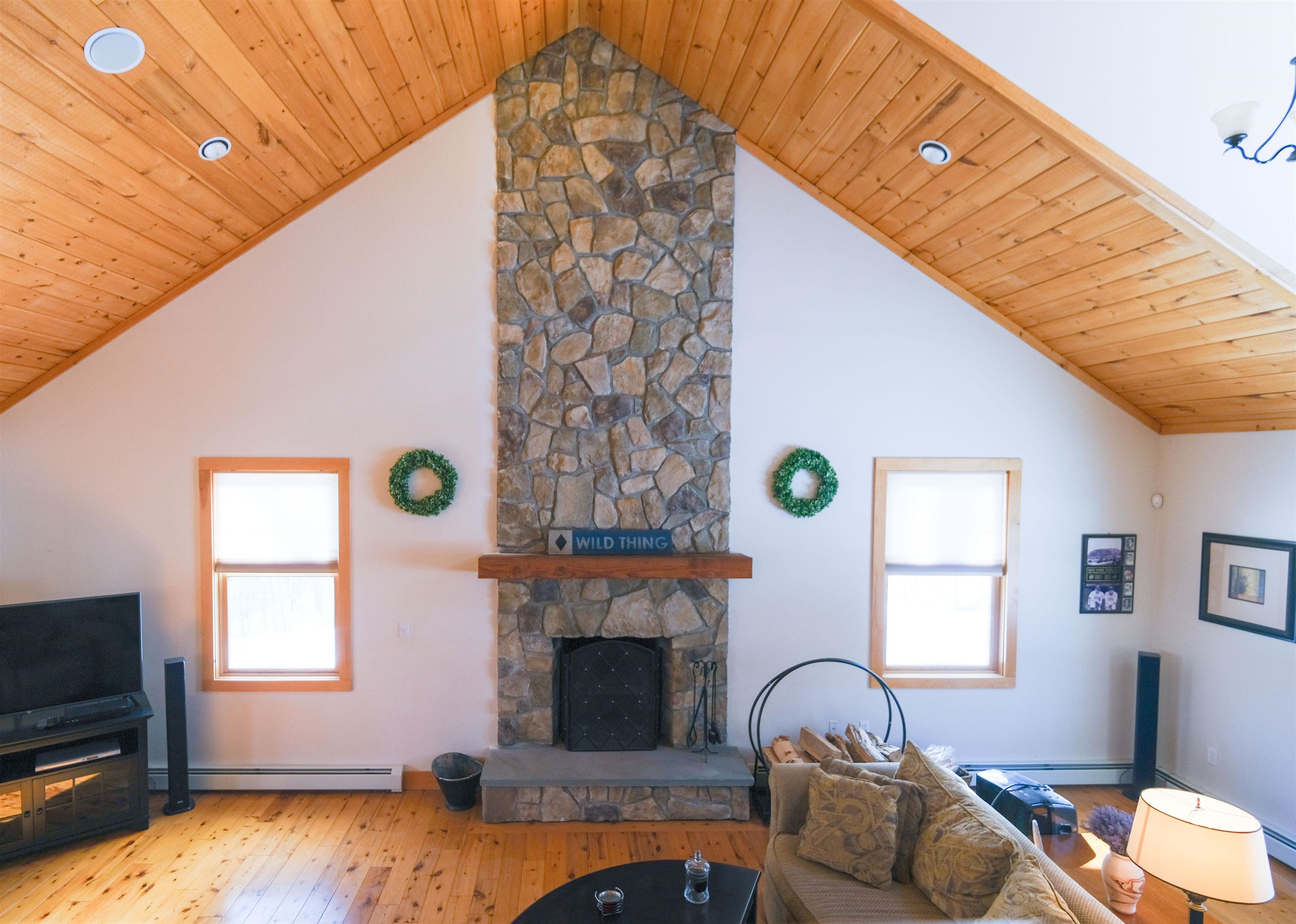 Wood fireplace