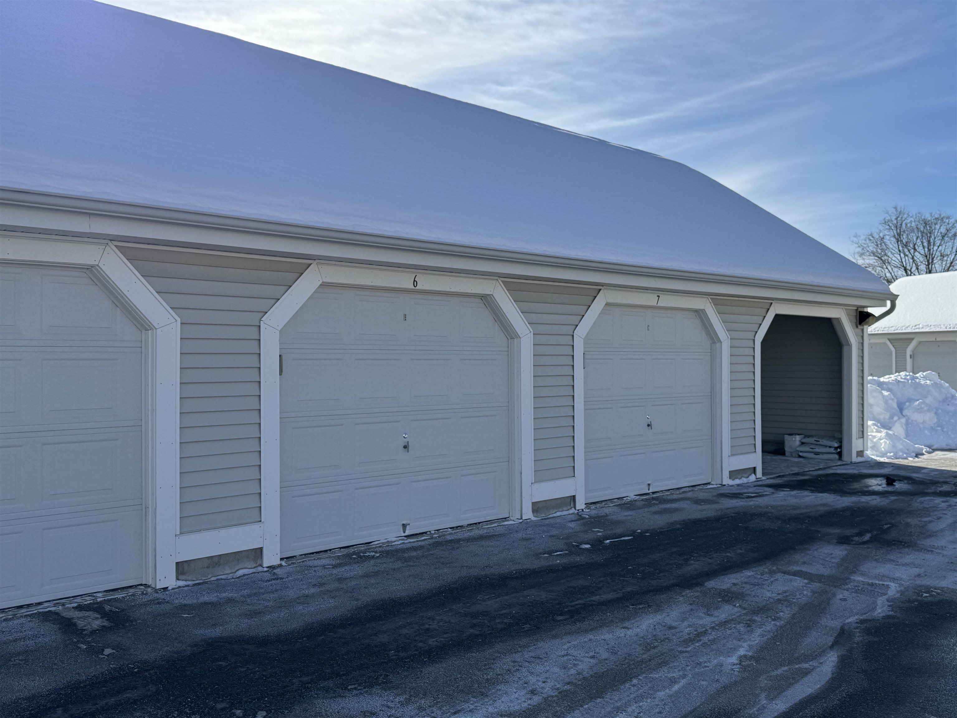 306 River Grant Dr #306, Hopkinton, NH 03229