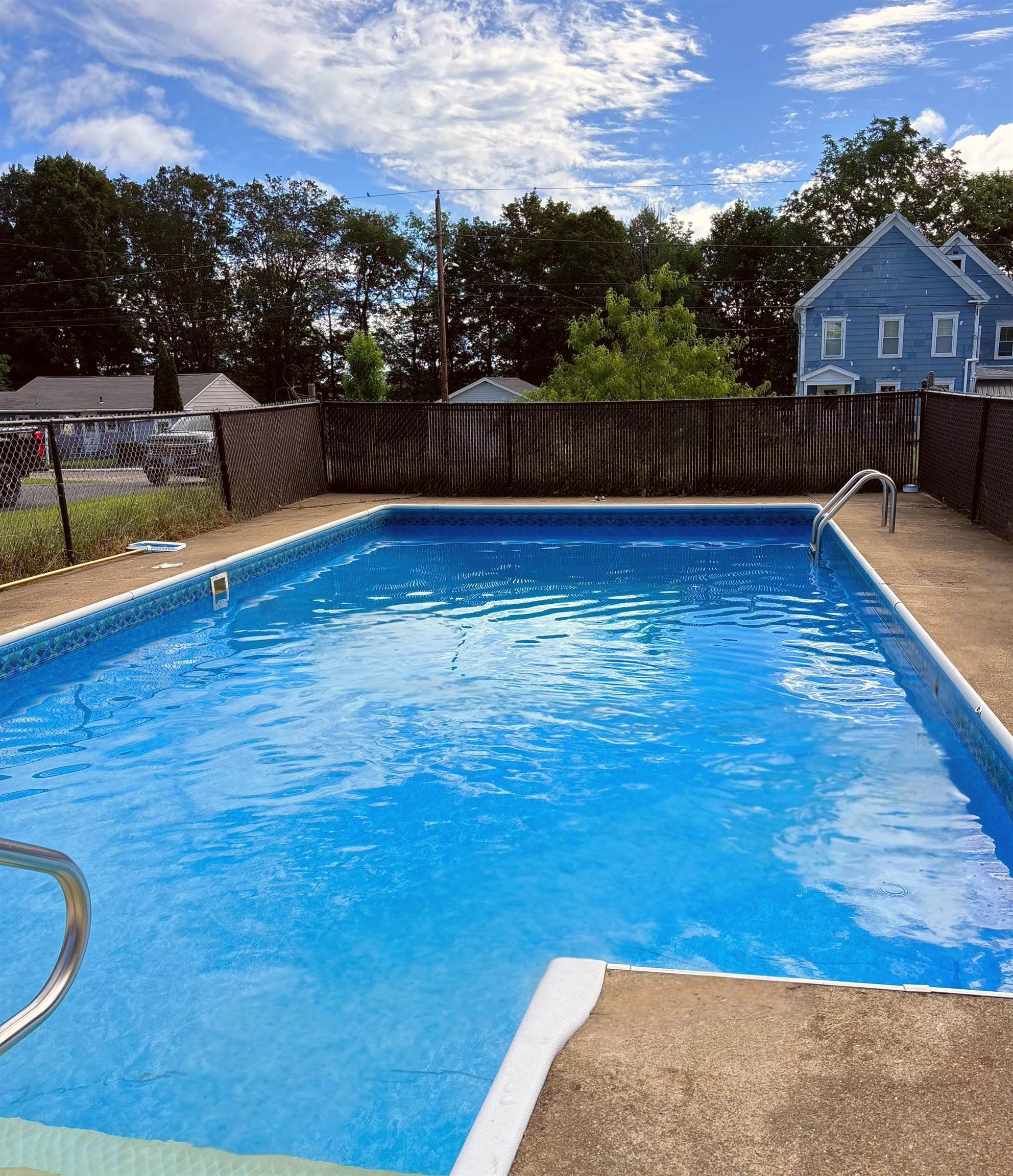 00 North St, Laconia, NH 03246