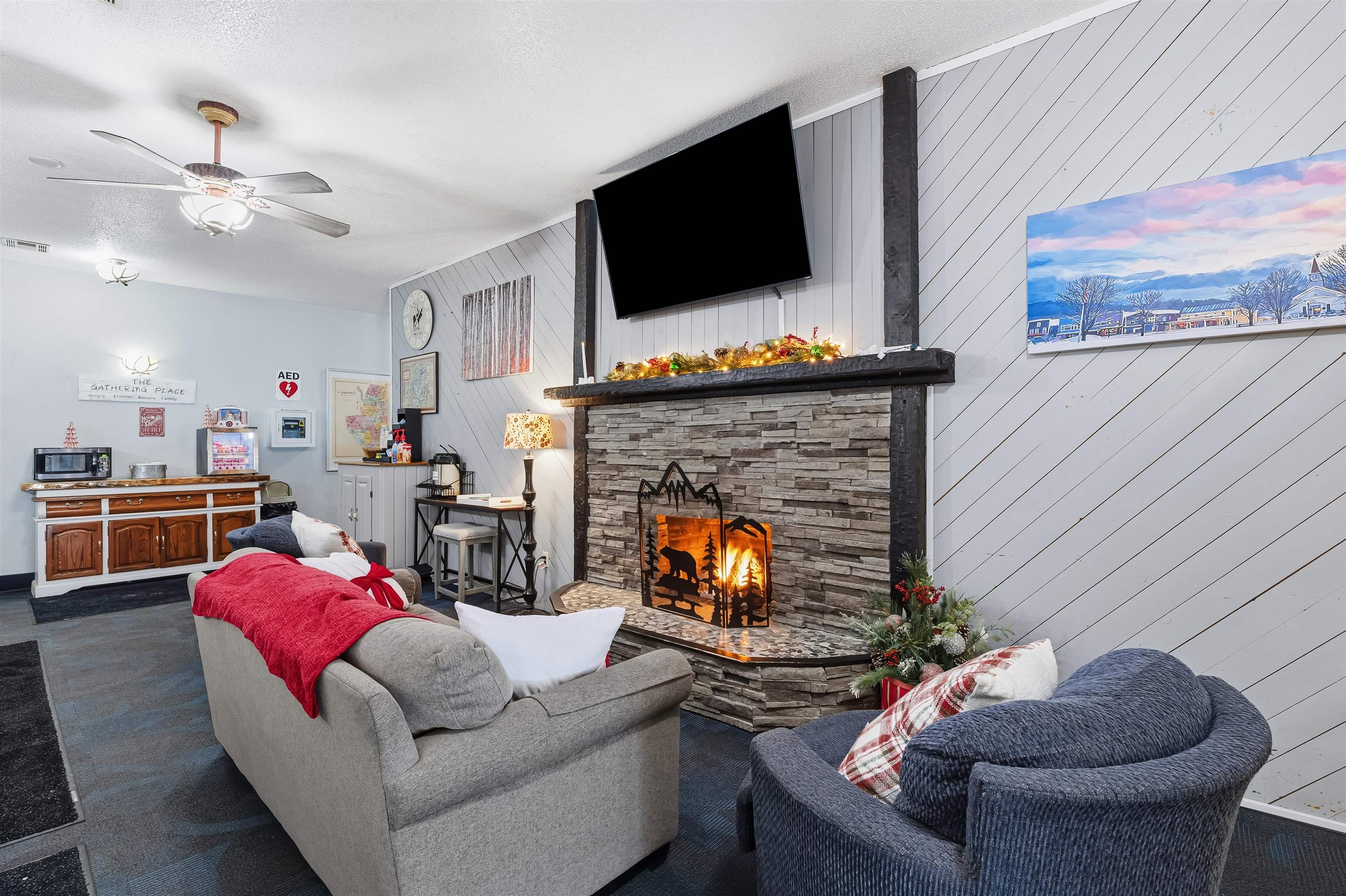 2955 White Mountain Hw, Conway, NH 03860