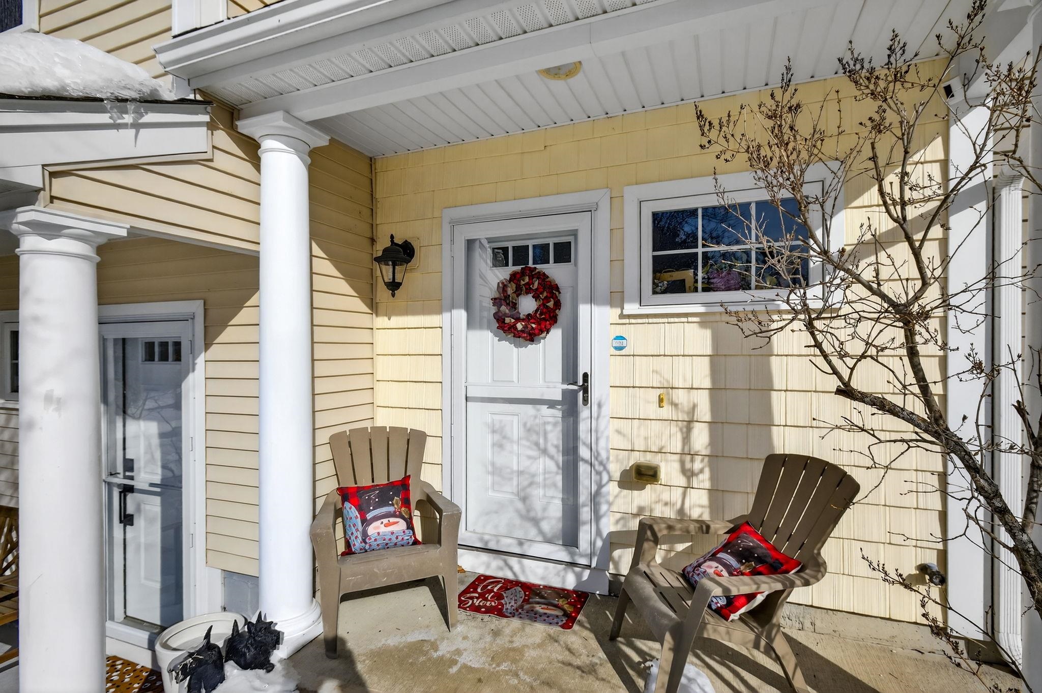 63 Woodview Way, Manchester, NH 03102