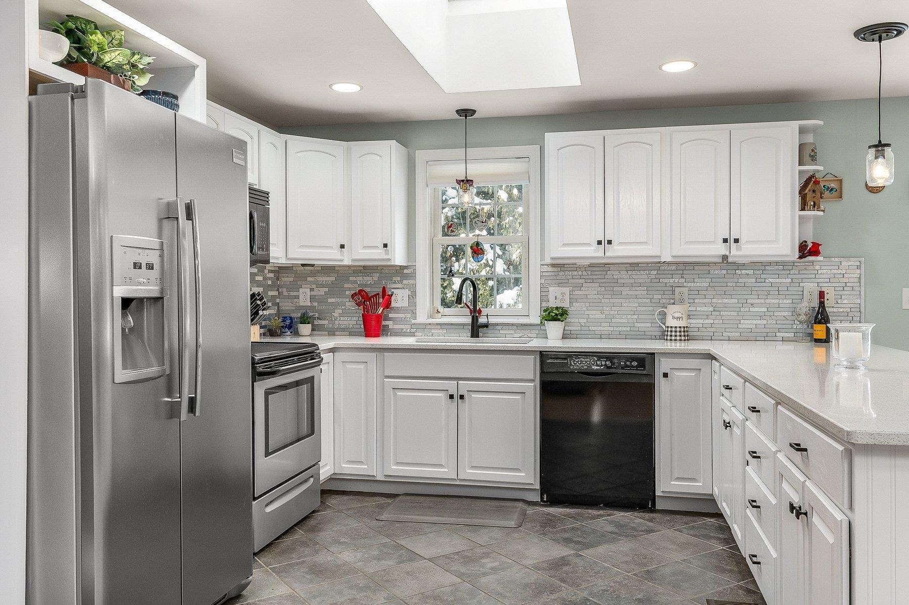 Homes for sale in Rochester, NH | 45 Kinsale Dr, Rochester, NH 03868 | MLS# 5075545