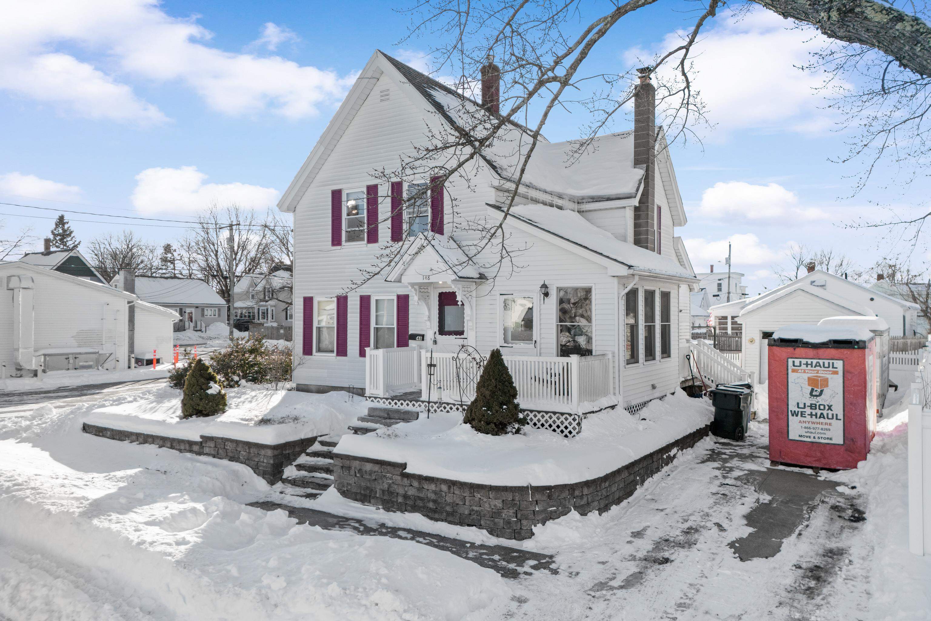 148 Cypress St, Manchester, NH 03103