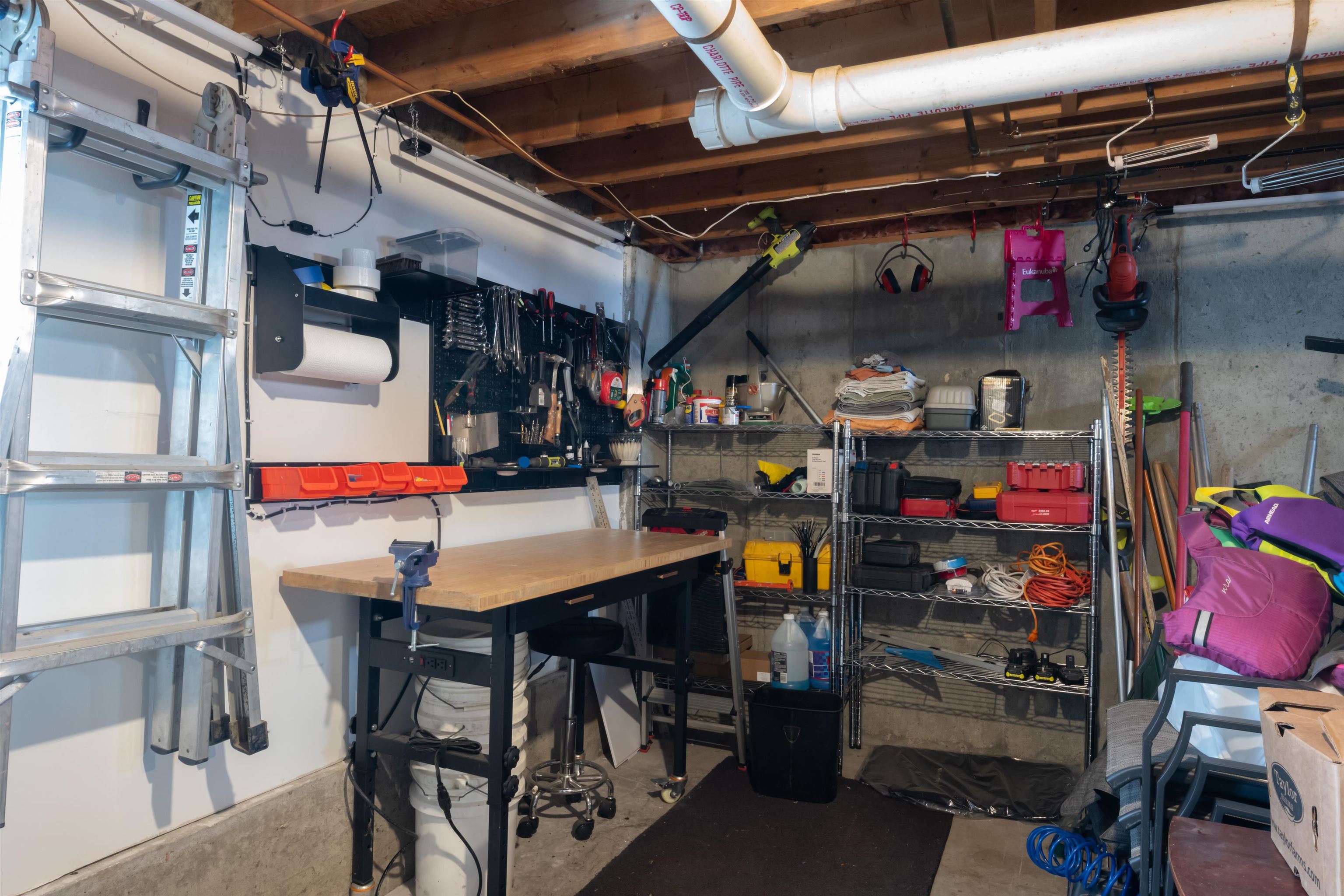 22 Dulac St, Lebanon, NH 03766