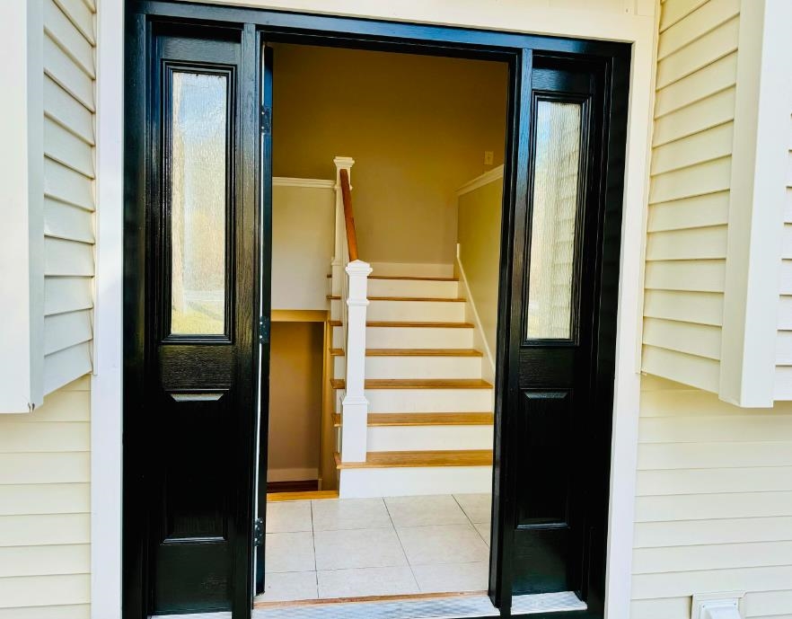 243 Second Crown Point Rd, Barrington, NH 03825