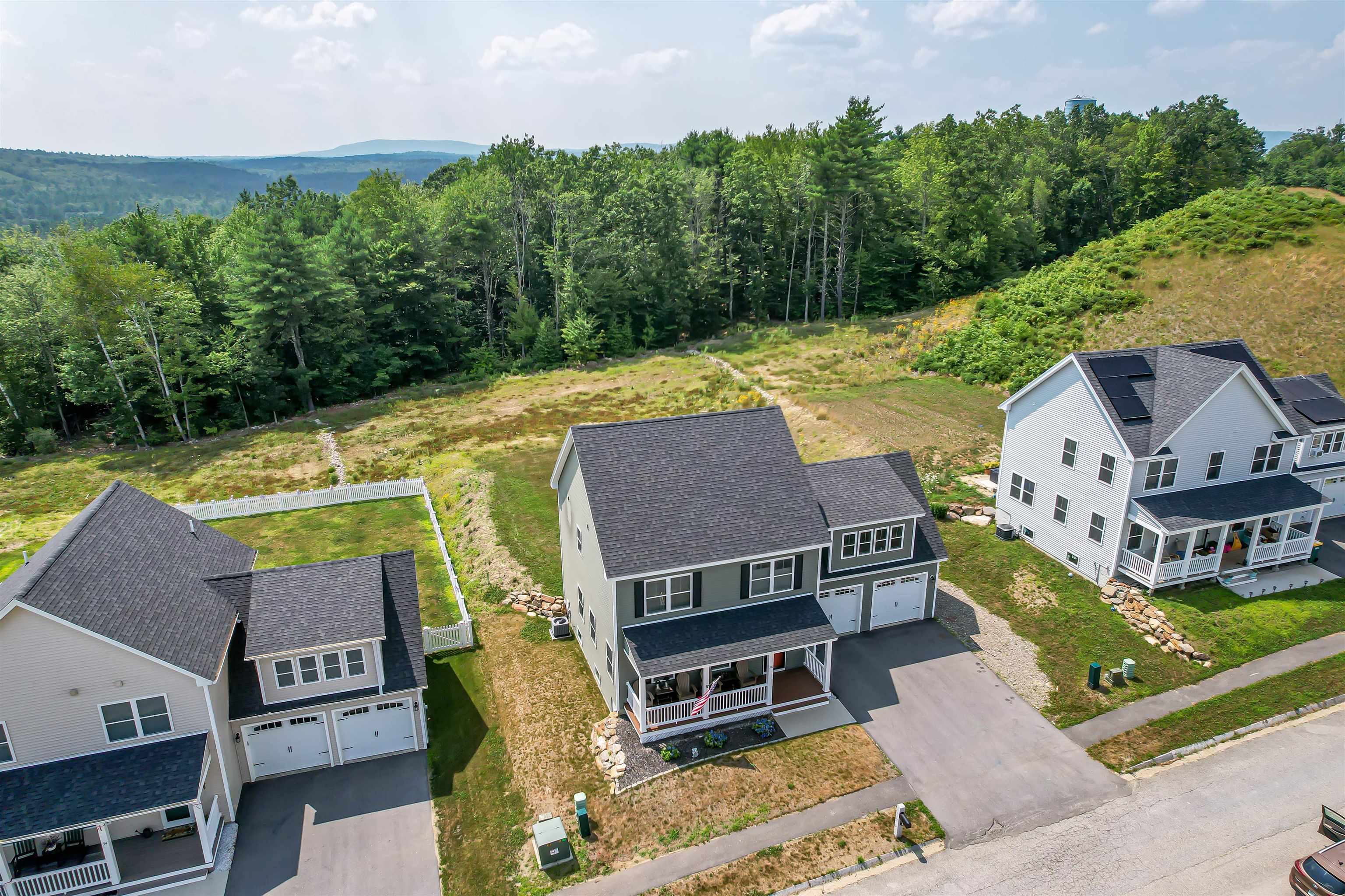 36 Eisenhower Dr, Rochester, NH 03867