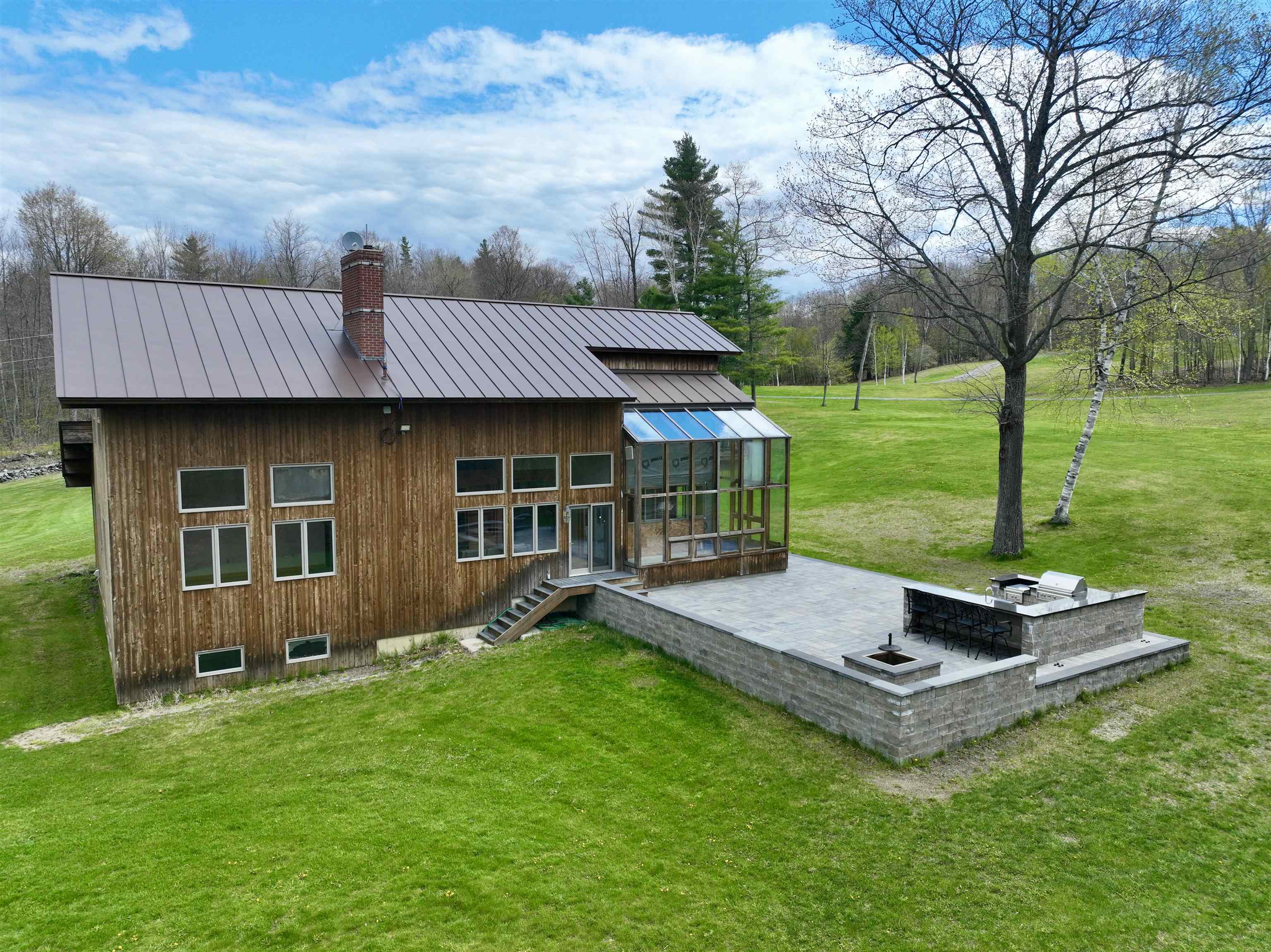 104 Upper Stonehouse Mountain Rd, Orford, NH 03777