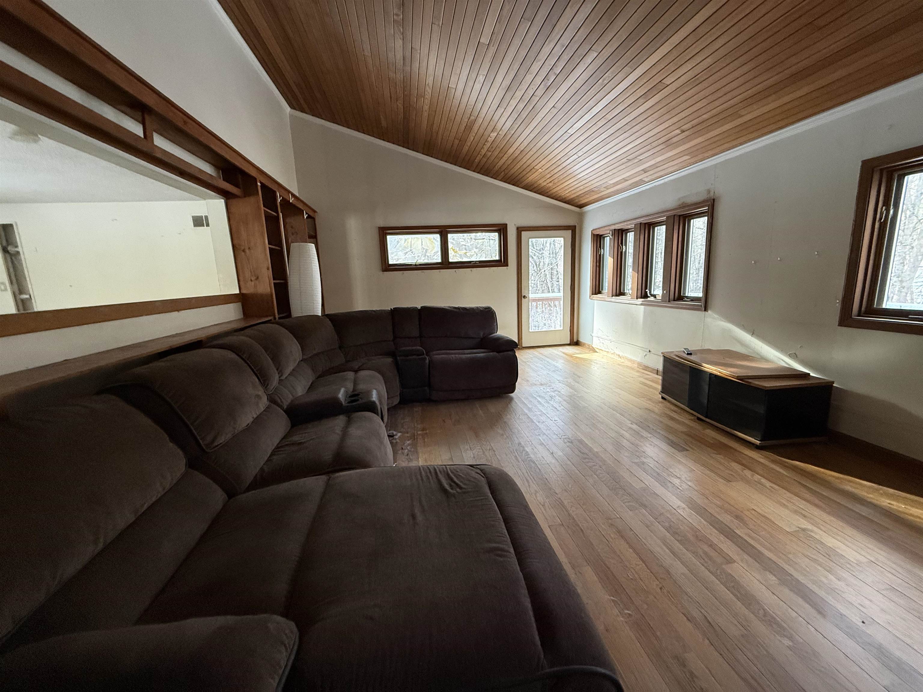 256 Middle Branch Rd, New Boston, NH 03070