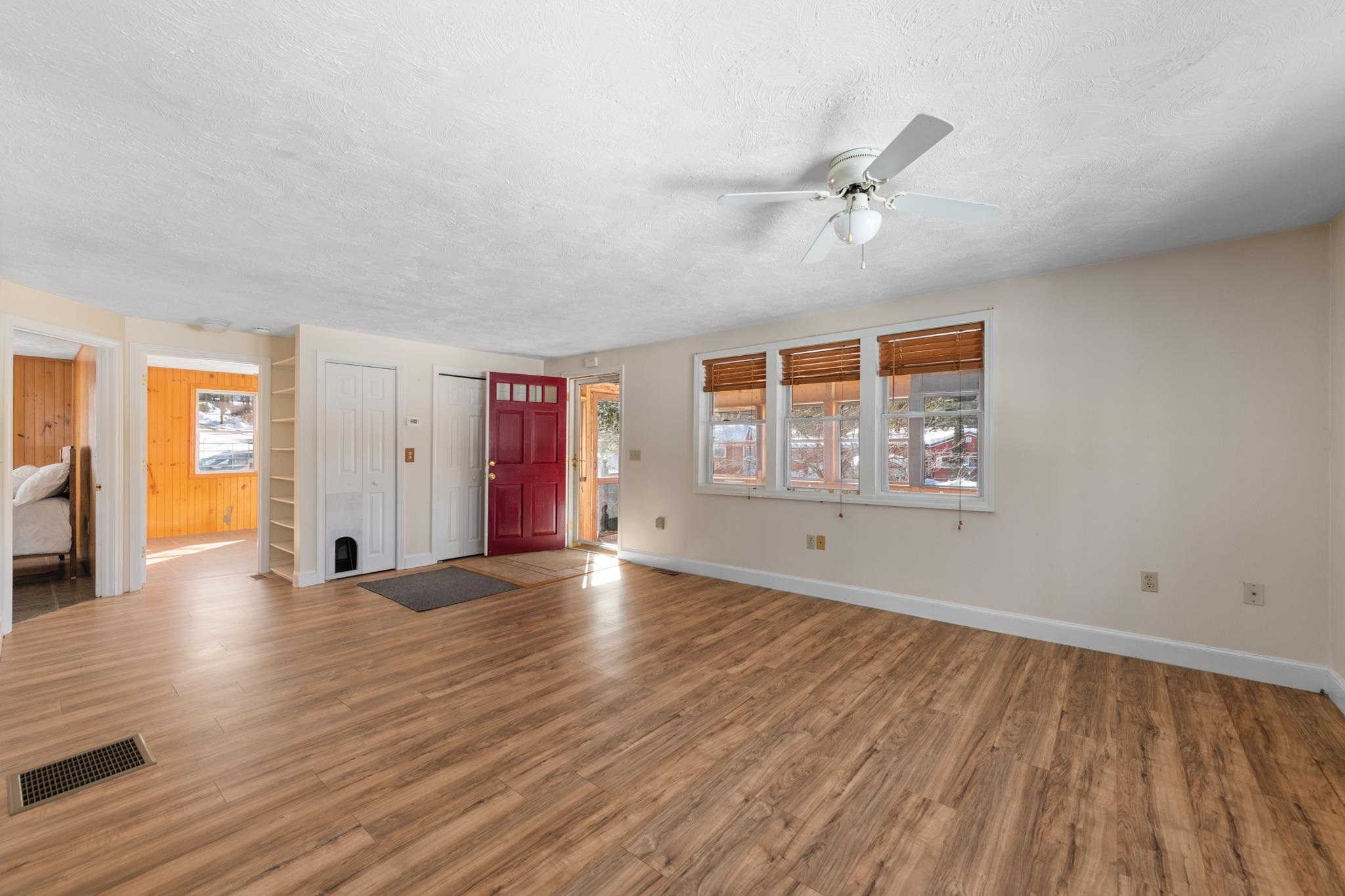 45 Fourth St, Bristol, NH 03222