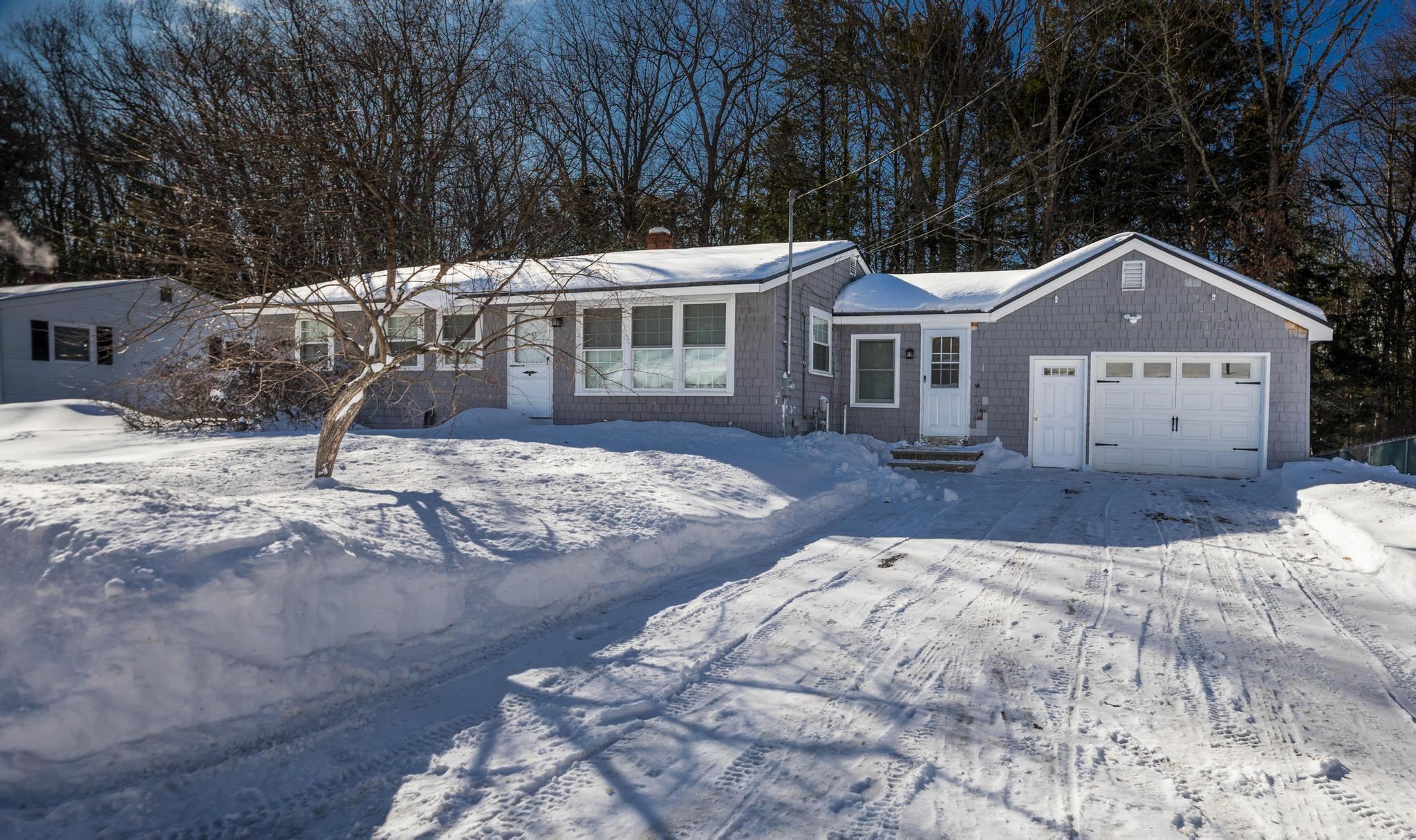 13 Spruce Dr, Dover, NH 03820