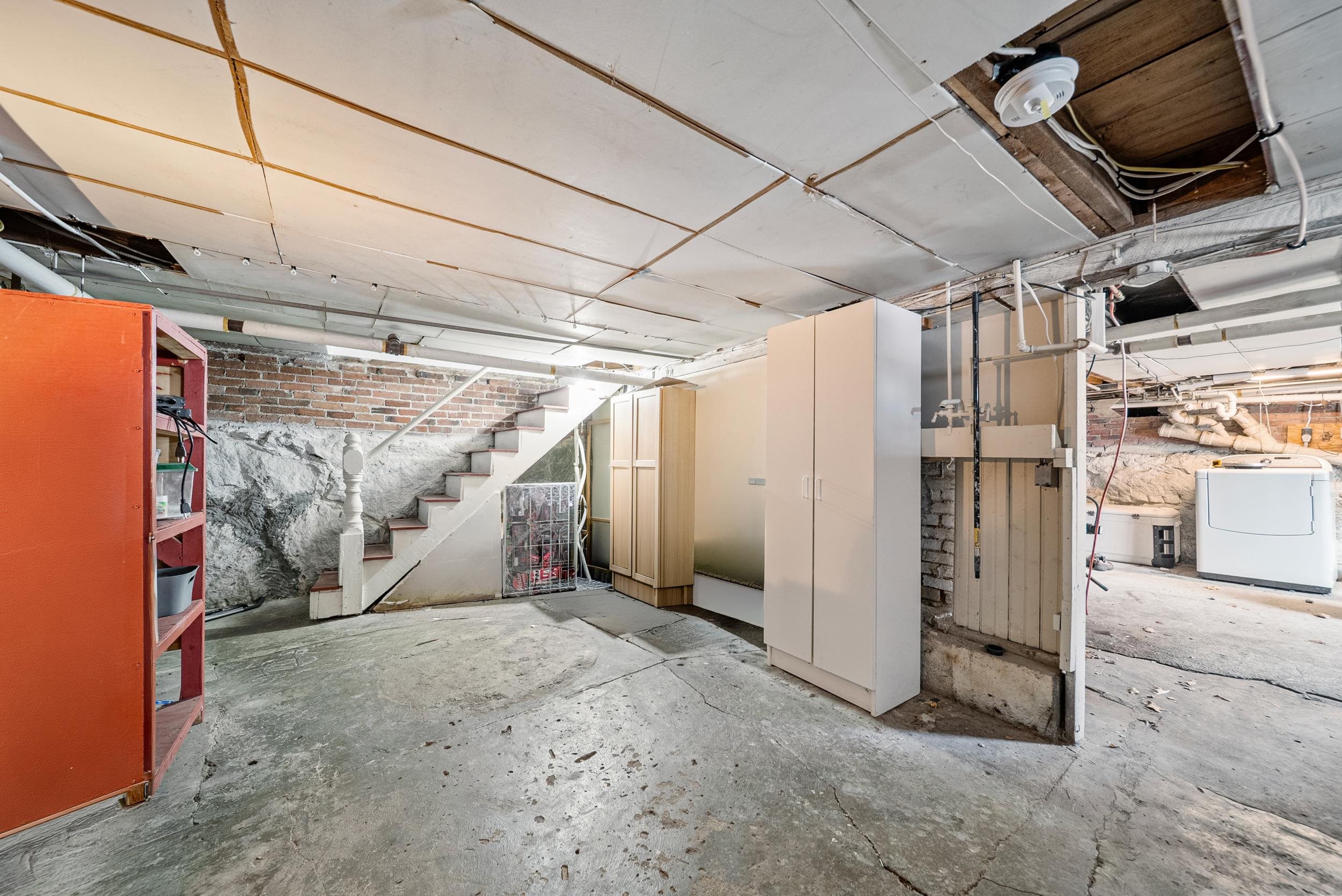 166 Gilford Ave, Laconia, NH 03246