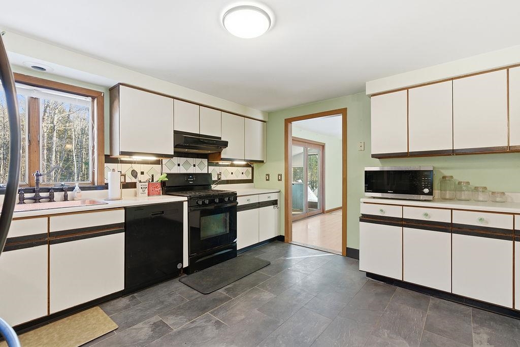 57 Long Pond Rd, Washington, NH 03280