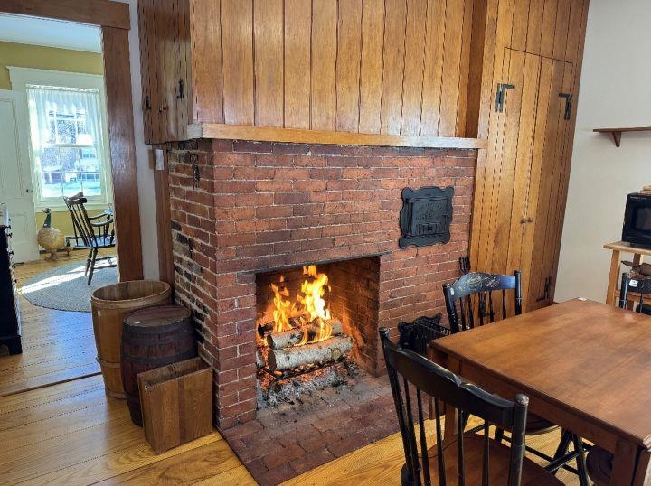 76 Tsienneto Rd, Derry, NH 03038