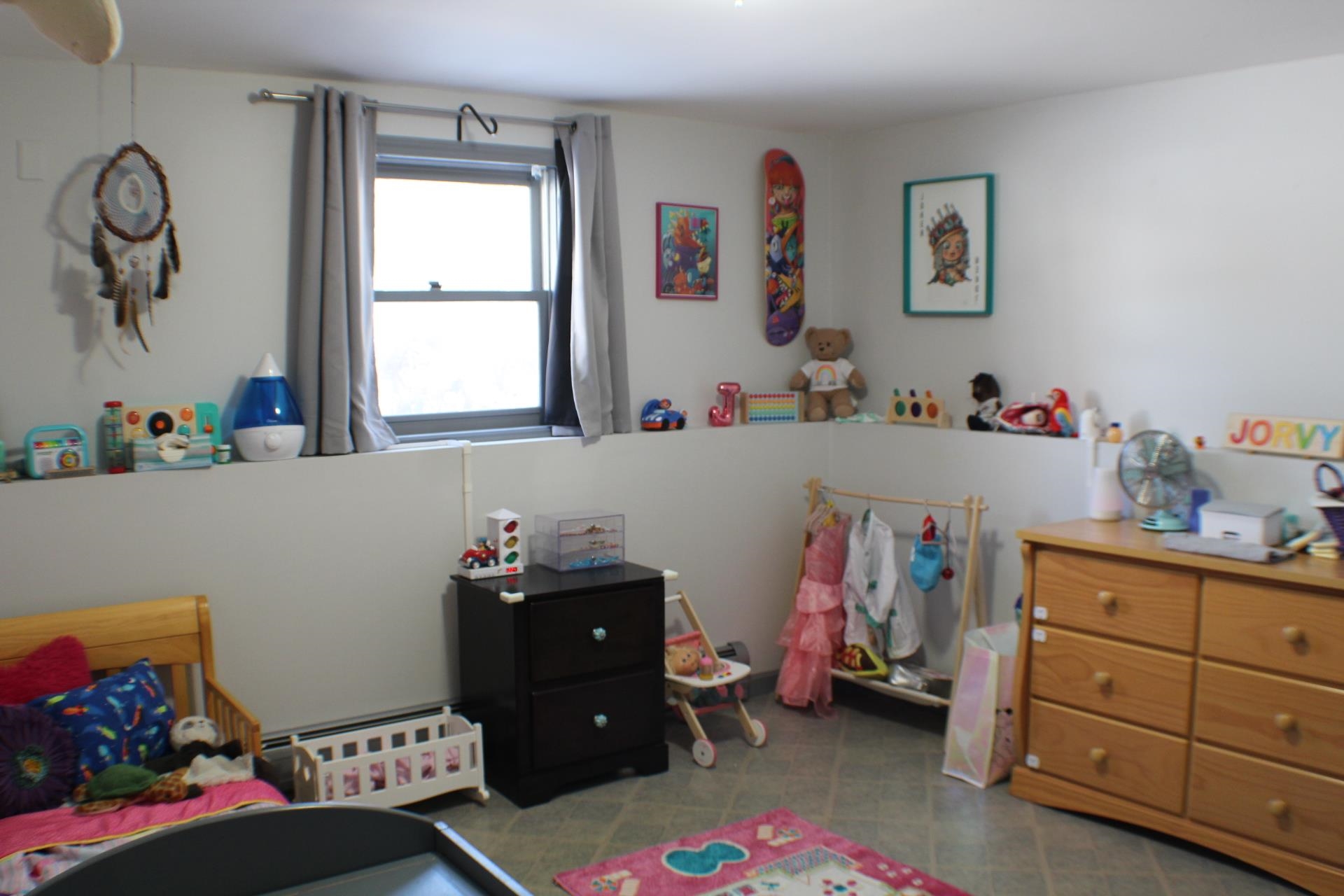 37 Woodbine Ave, Concord, NH 03303