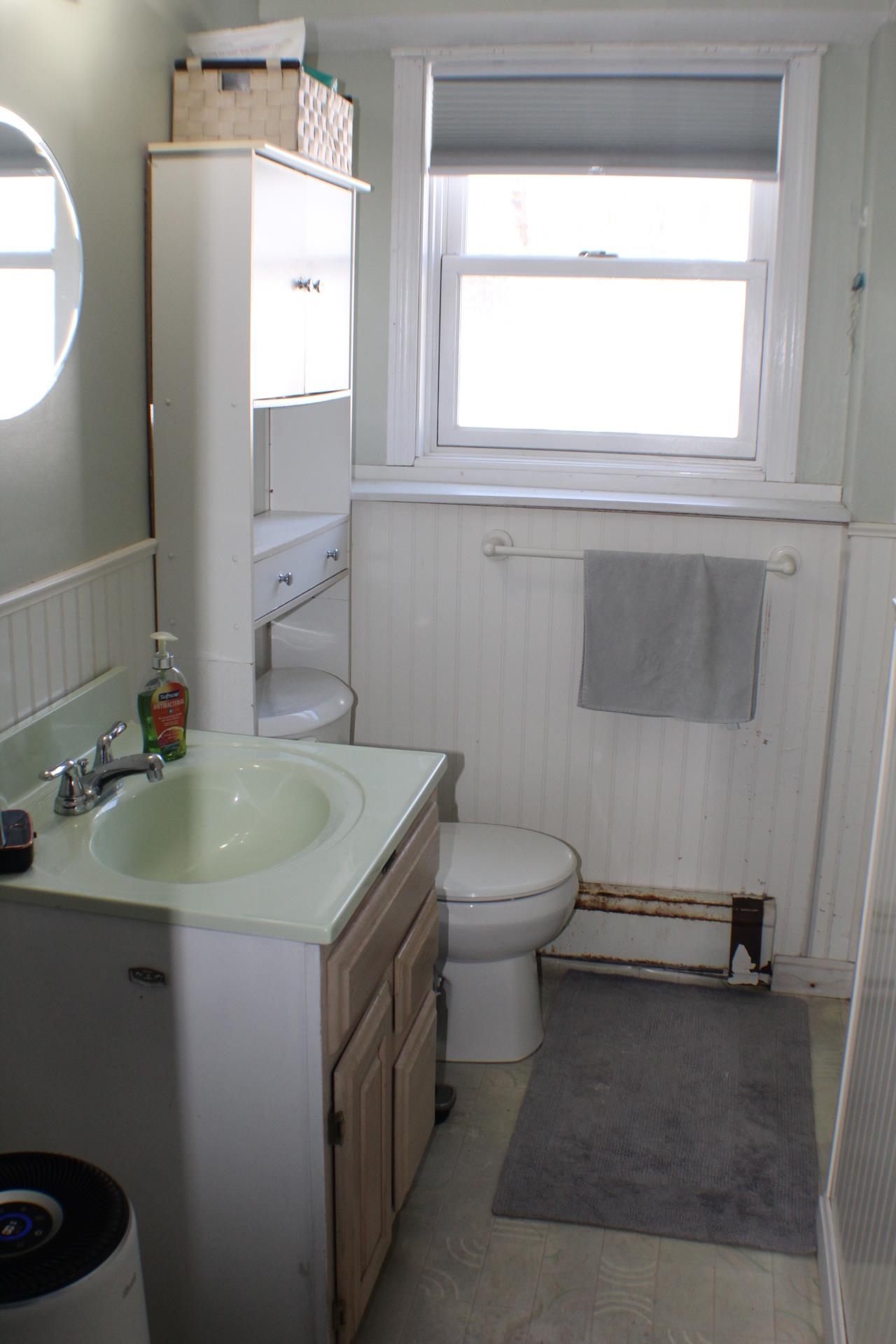 37 Woodbine Ave, Concord, NH 03303