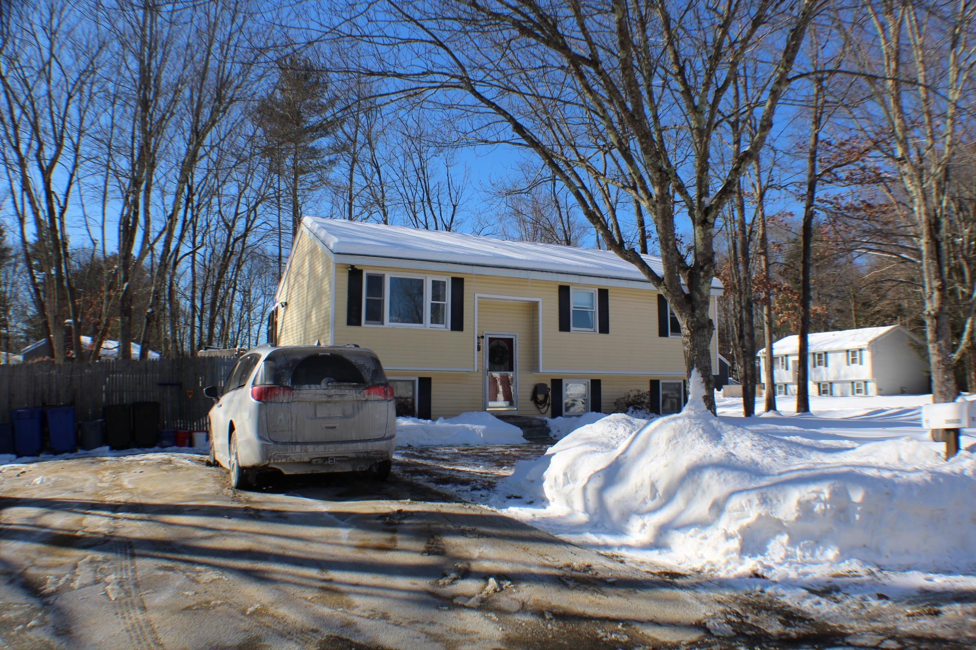 37 Woodbine Ave, Concord, NH 03303