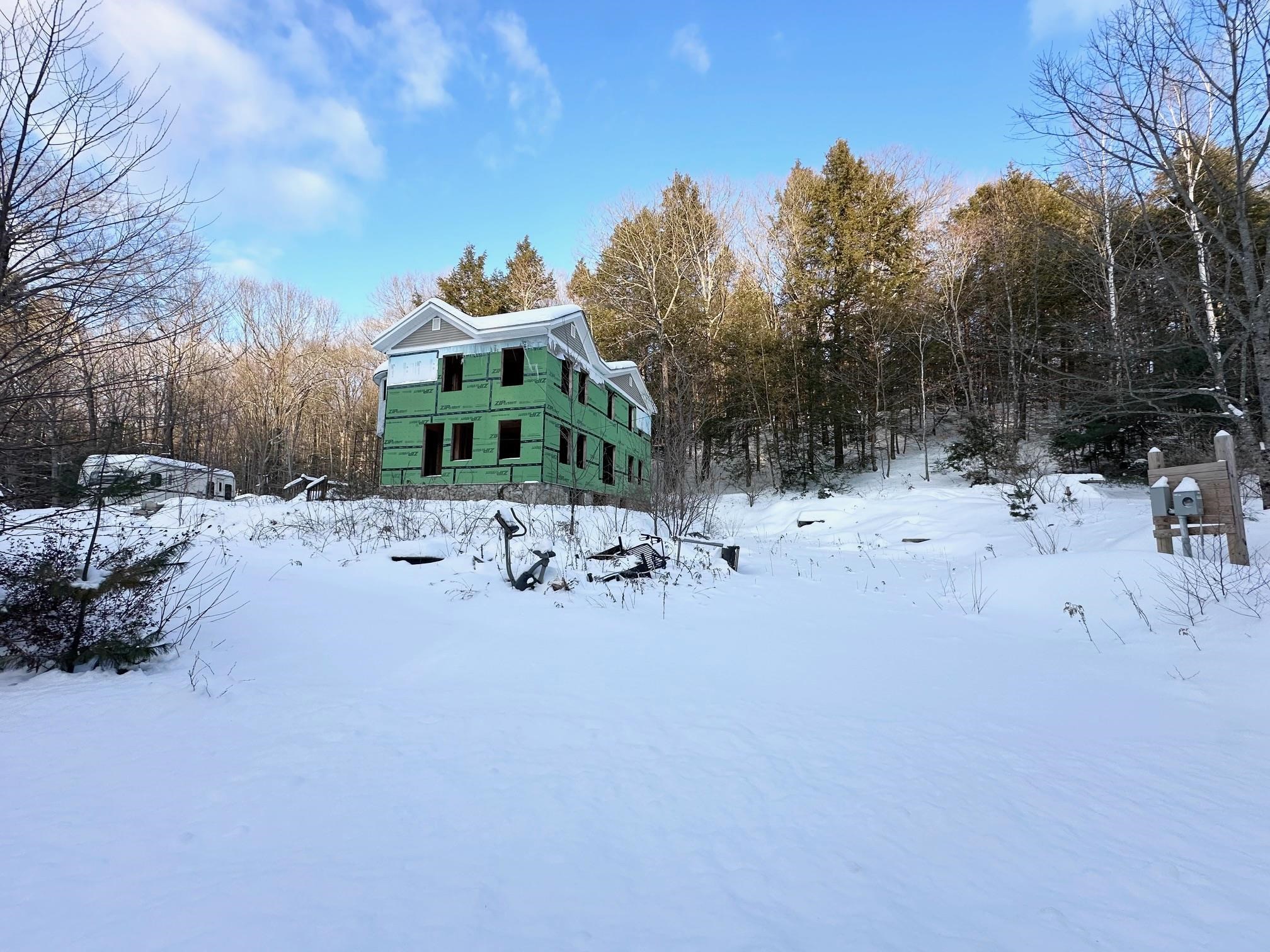 34 New Rd, Weare, NH 03281