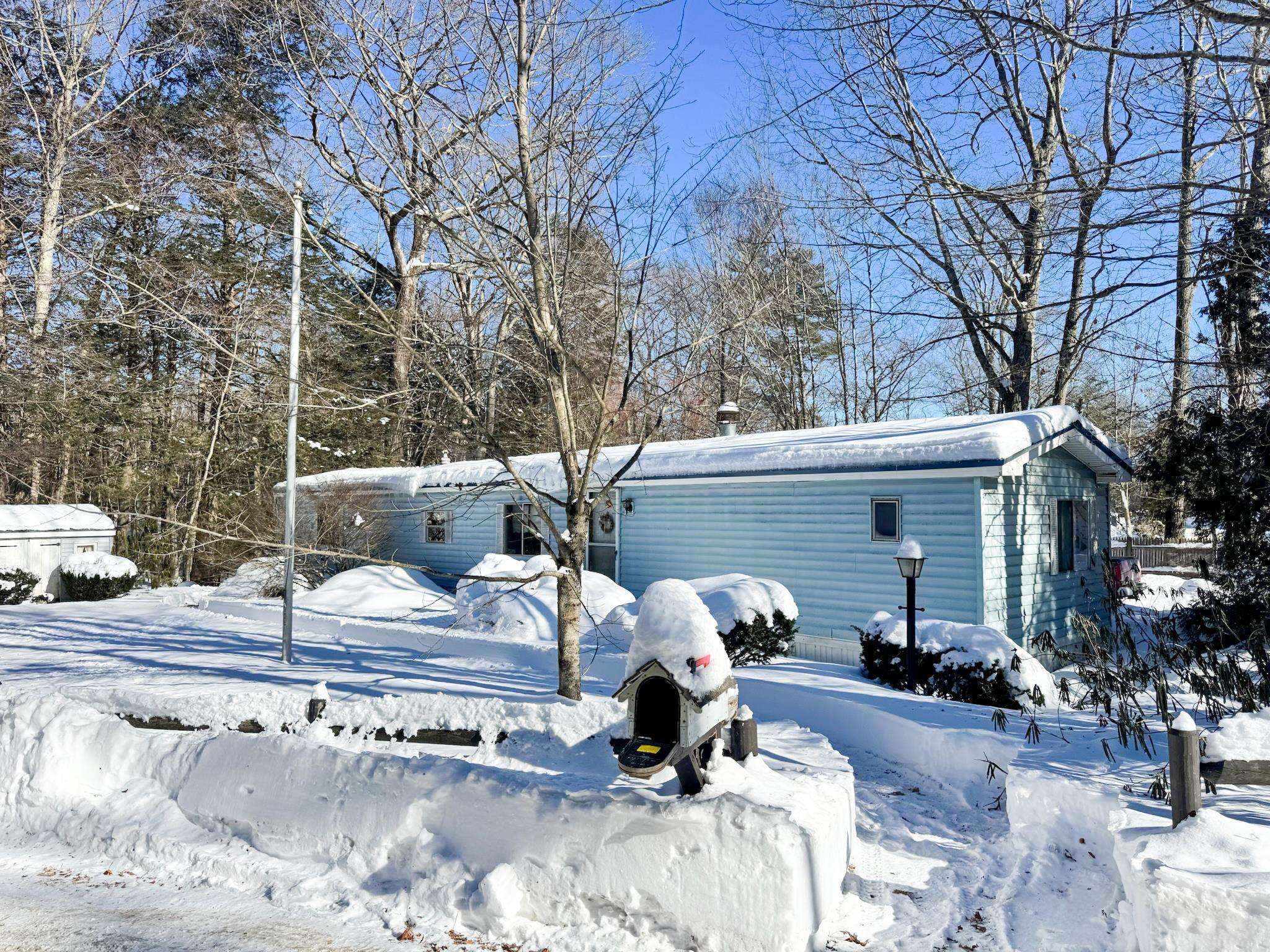 73 Harvey Lake Rd, Northwood, NH 03261