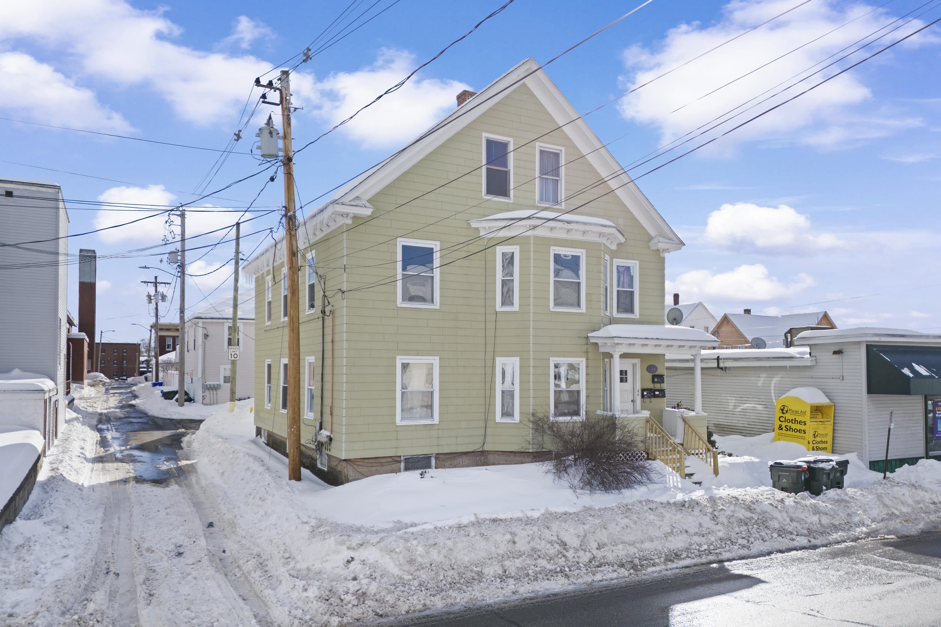 Photo of 214 Bremer Street Manchester NH 03102