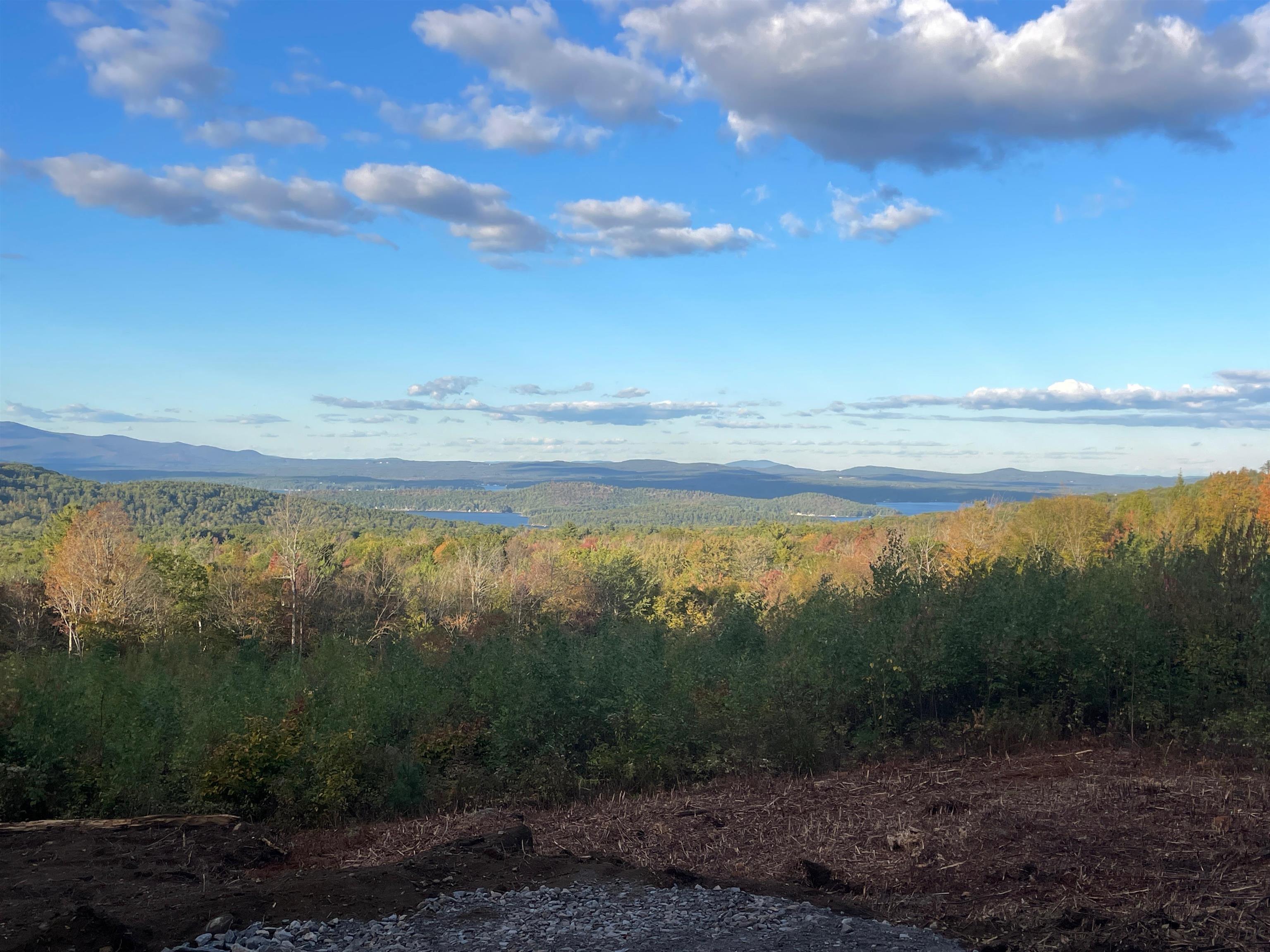 33 Homestead Dr, Gilford, NH 03249