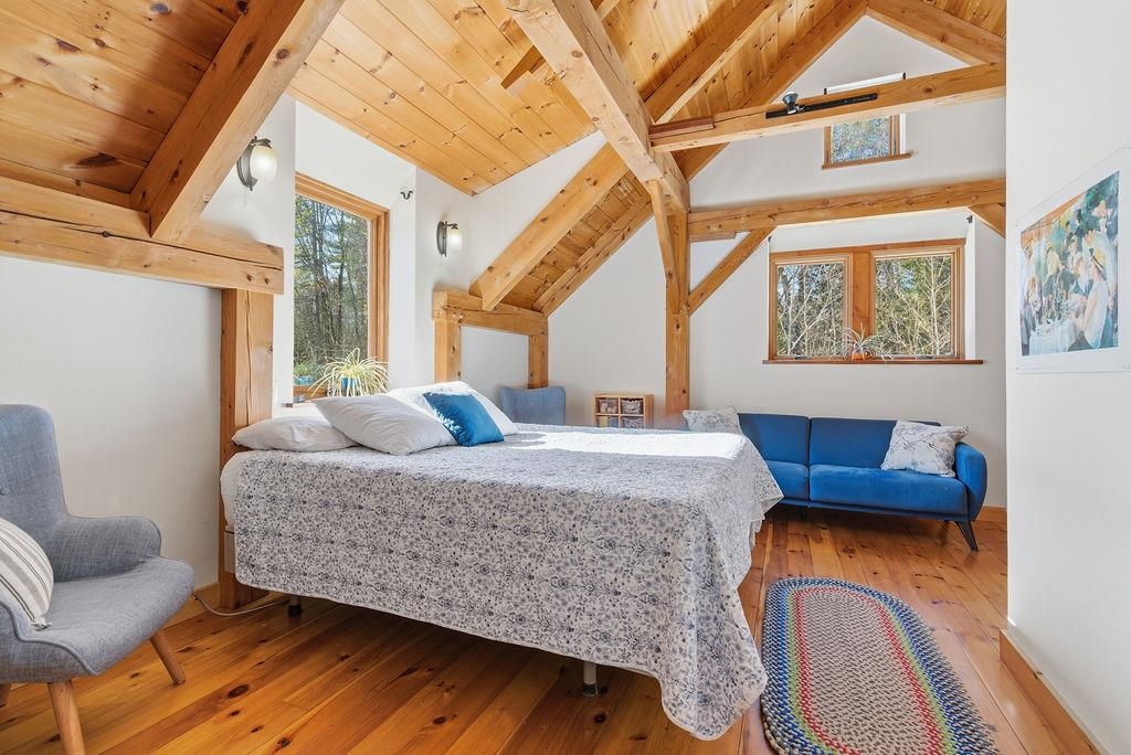 Second Floor Bedroom 24679037