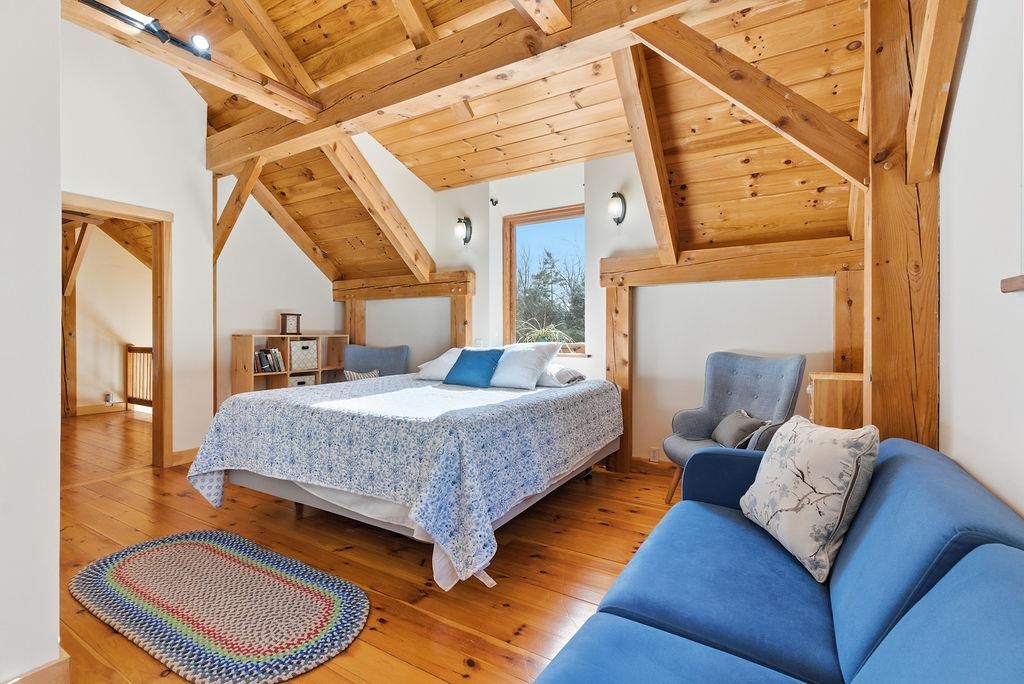 Second Floor Bedroom 24679038