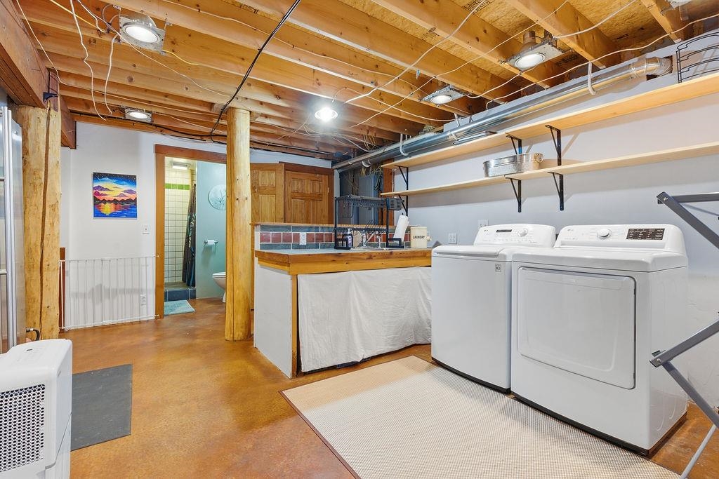 Basement Laundry/Kitchen Area 24679063