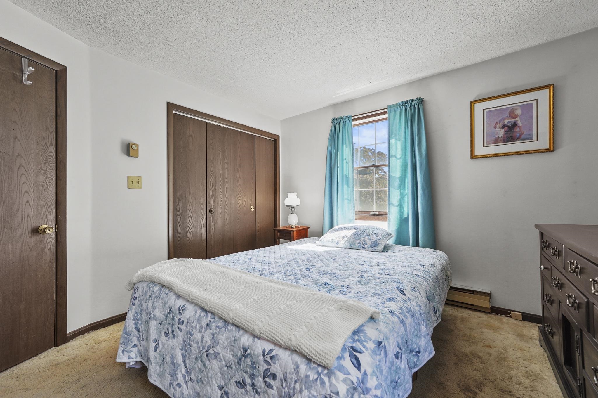 40 Opal Ave, Portsmouth, NH 03801