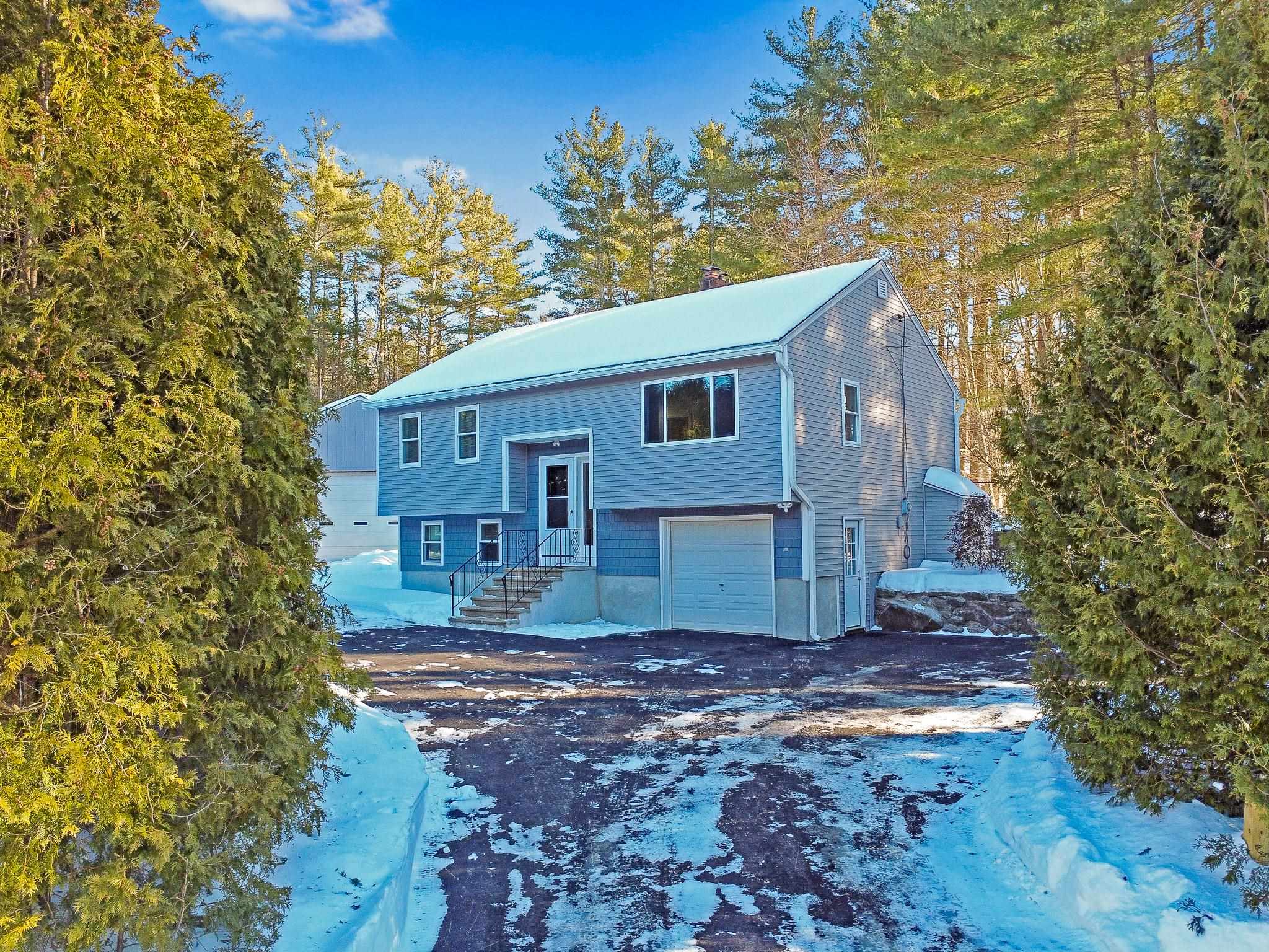 2 Mulberry St, Windham, NH 03087