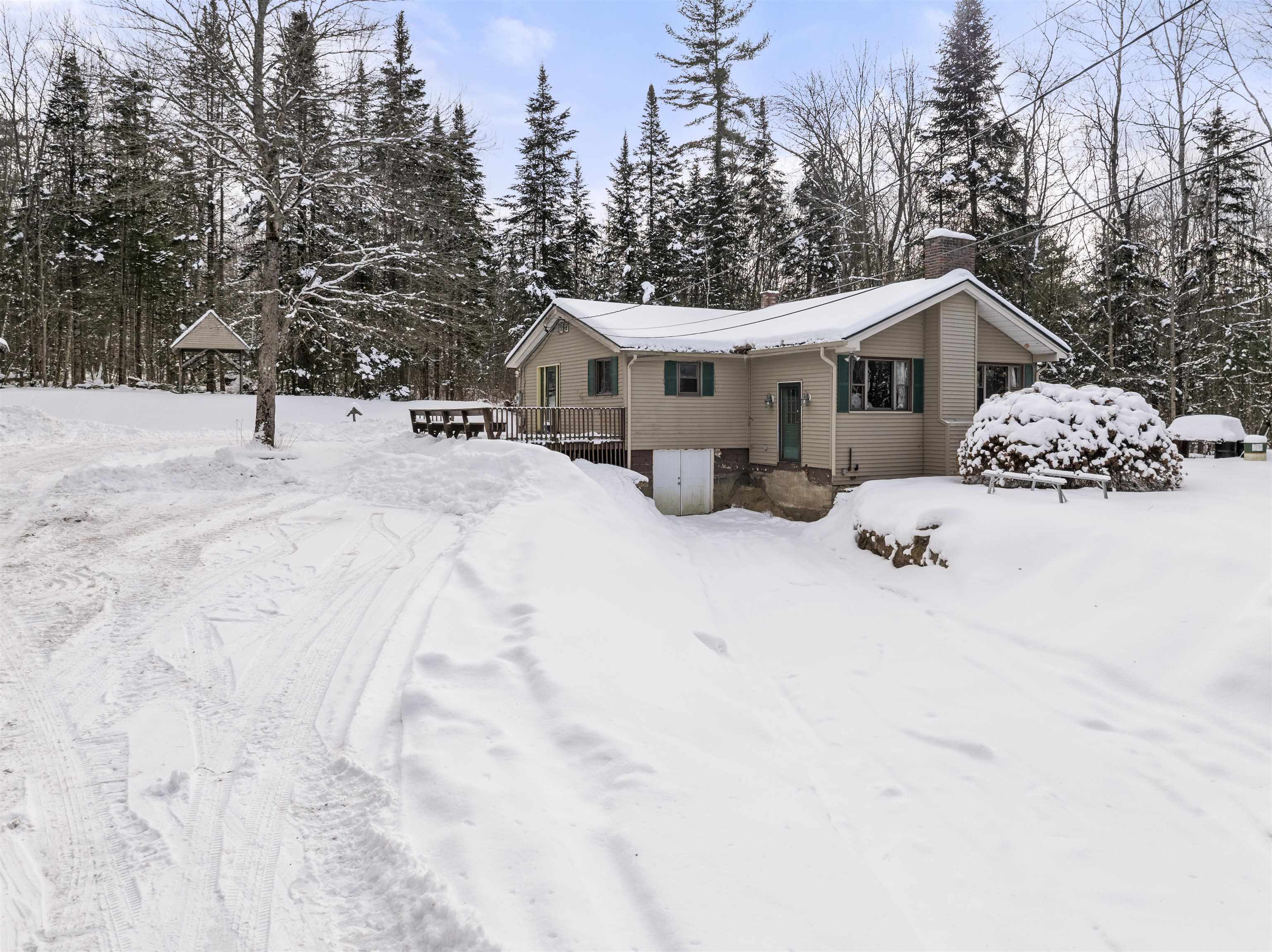 2090 N Littleton Rd, Littleton, NH 03561