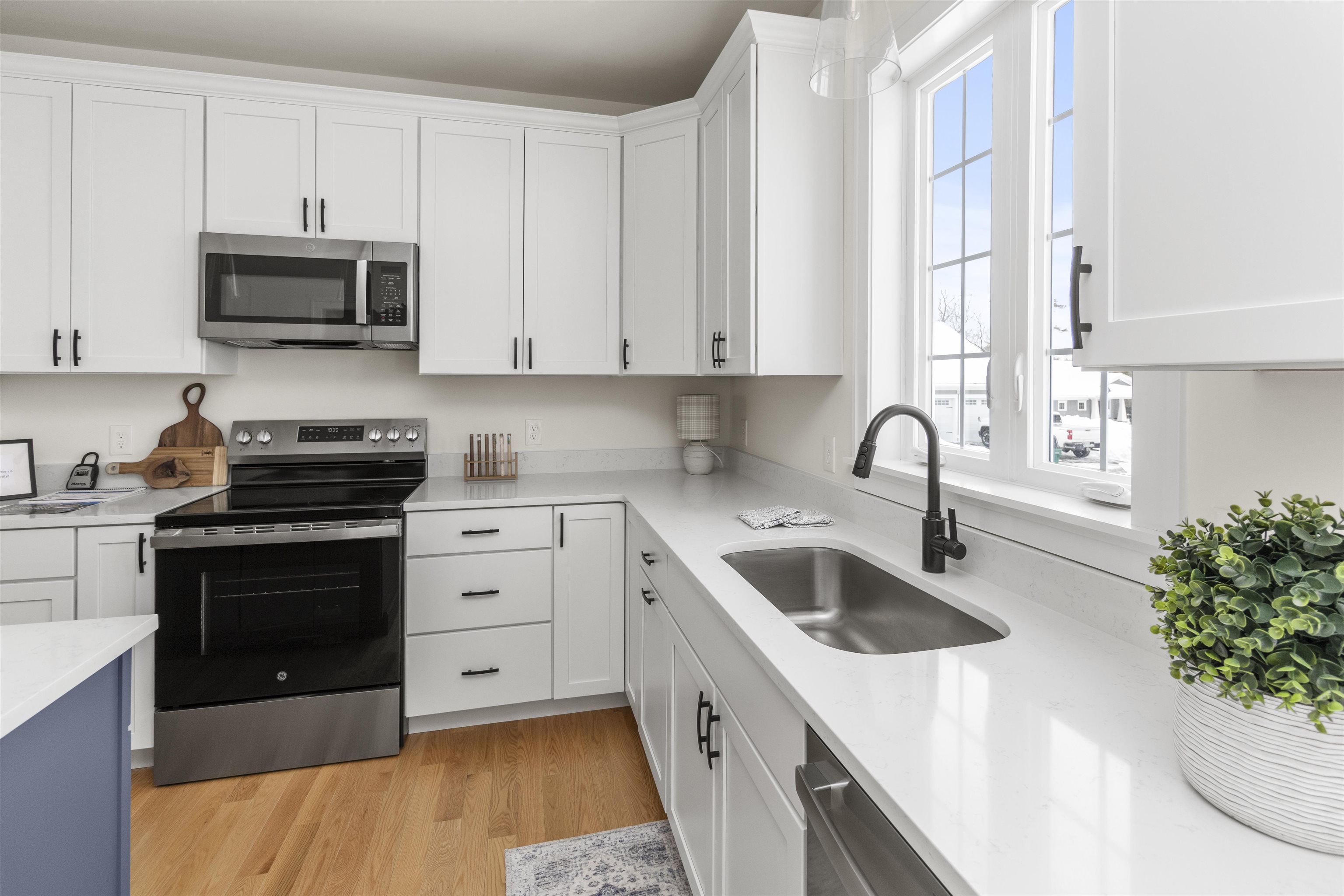 35 The Cliffs At Evergreen Evergreen Dr, Auburn, NH 03032