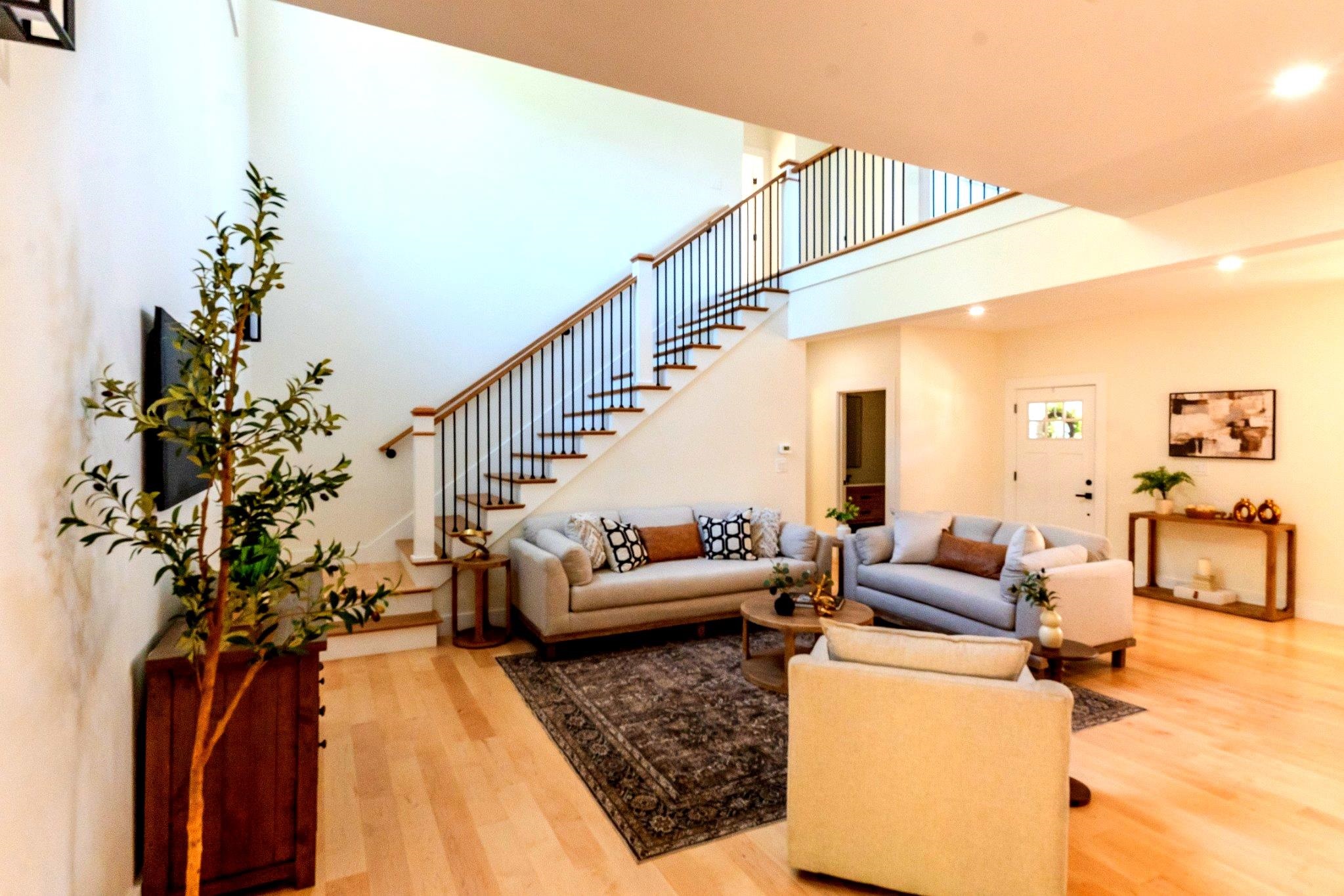 55 Indian Rock Rd, Bedford, NH 03110-4219