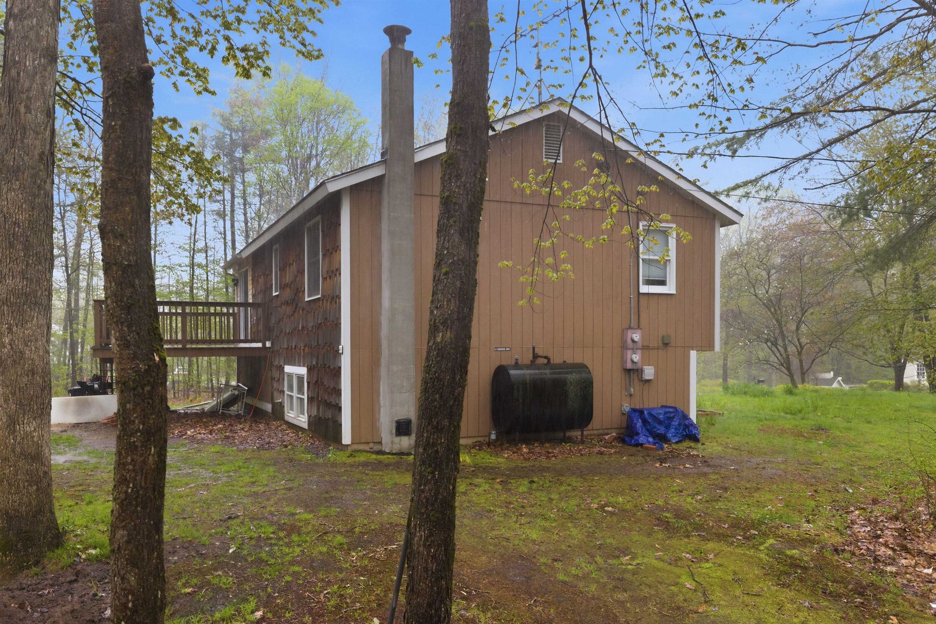 10 Woodlawn Ave, Northfield, NH 03276