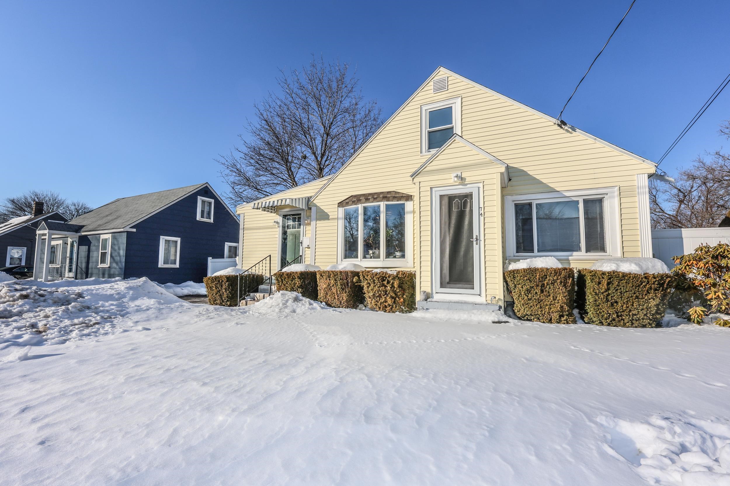 74 Purchase St, Manchester, NH 03103