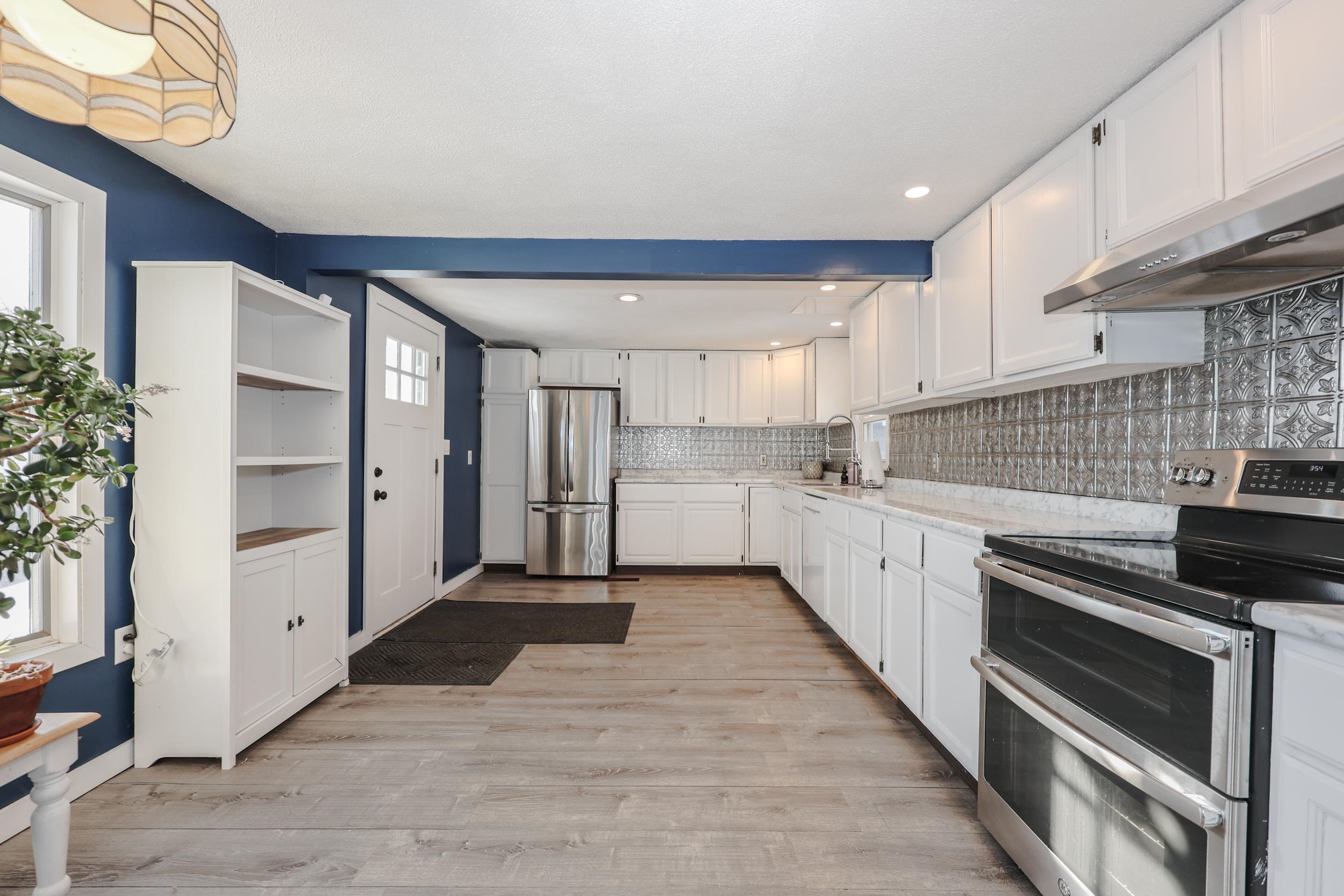 74 Purchase St, Manchester, NH 03103