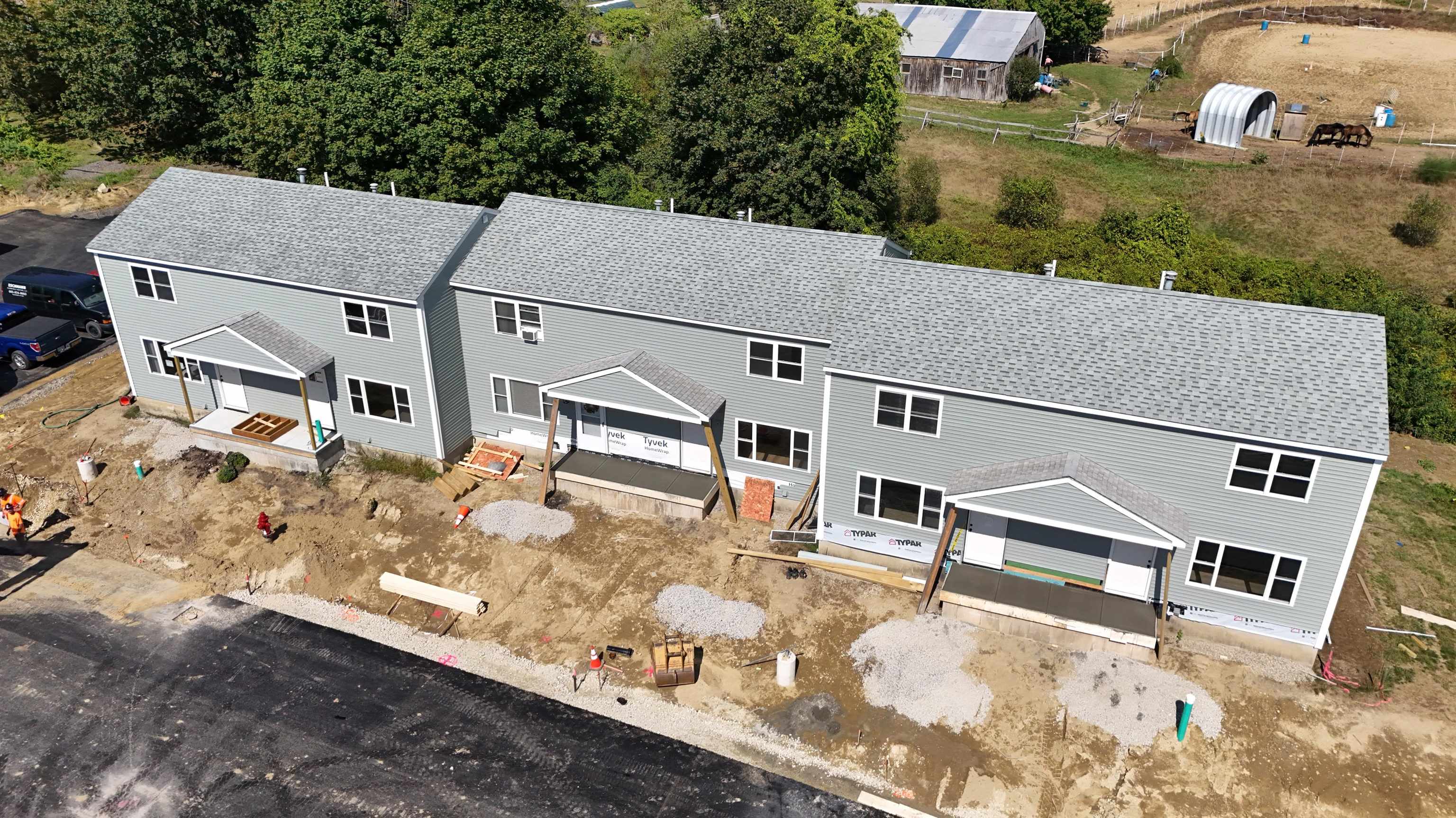 13 Birdie Grv, Rochester, NH 03839