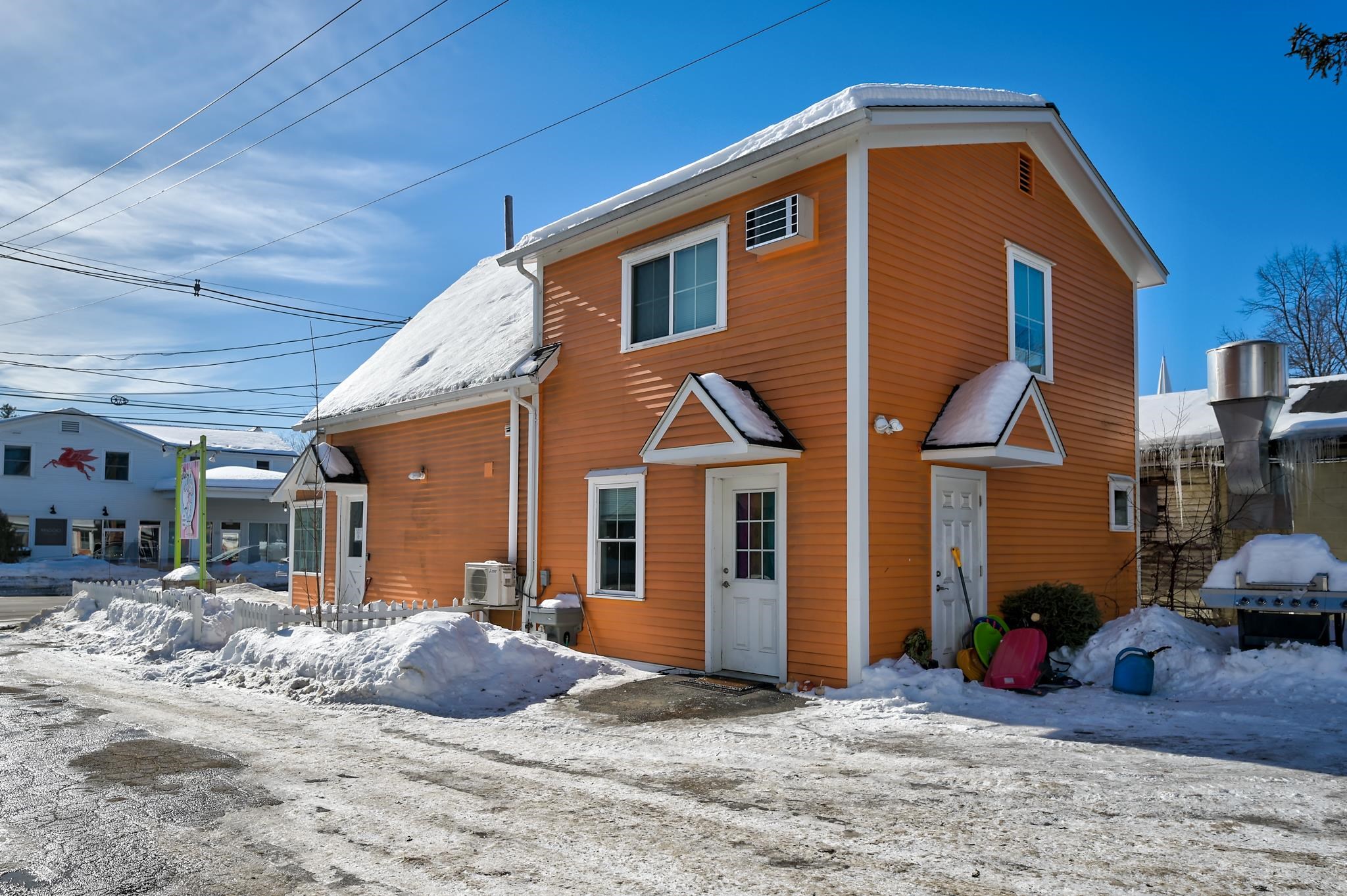 76 Main St, Conway, NH 03818