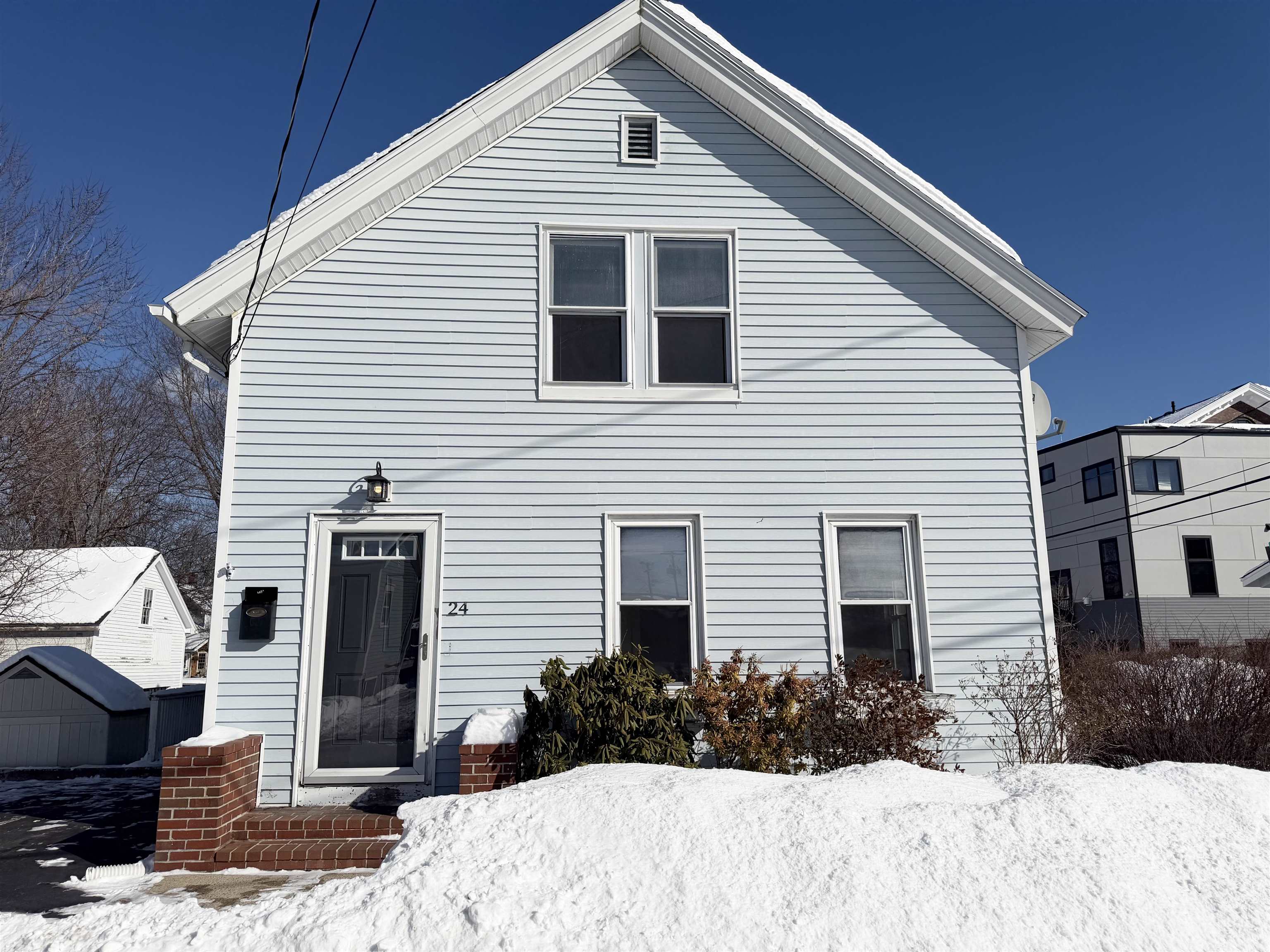 24 Preble St, Dover, NH 03820