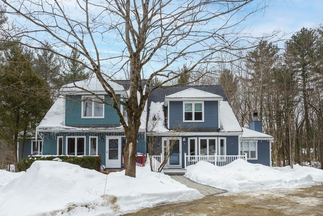 13B Hedgerow Dr, Hudson, NH 03051
