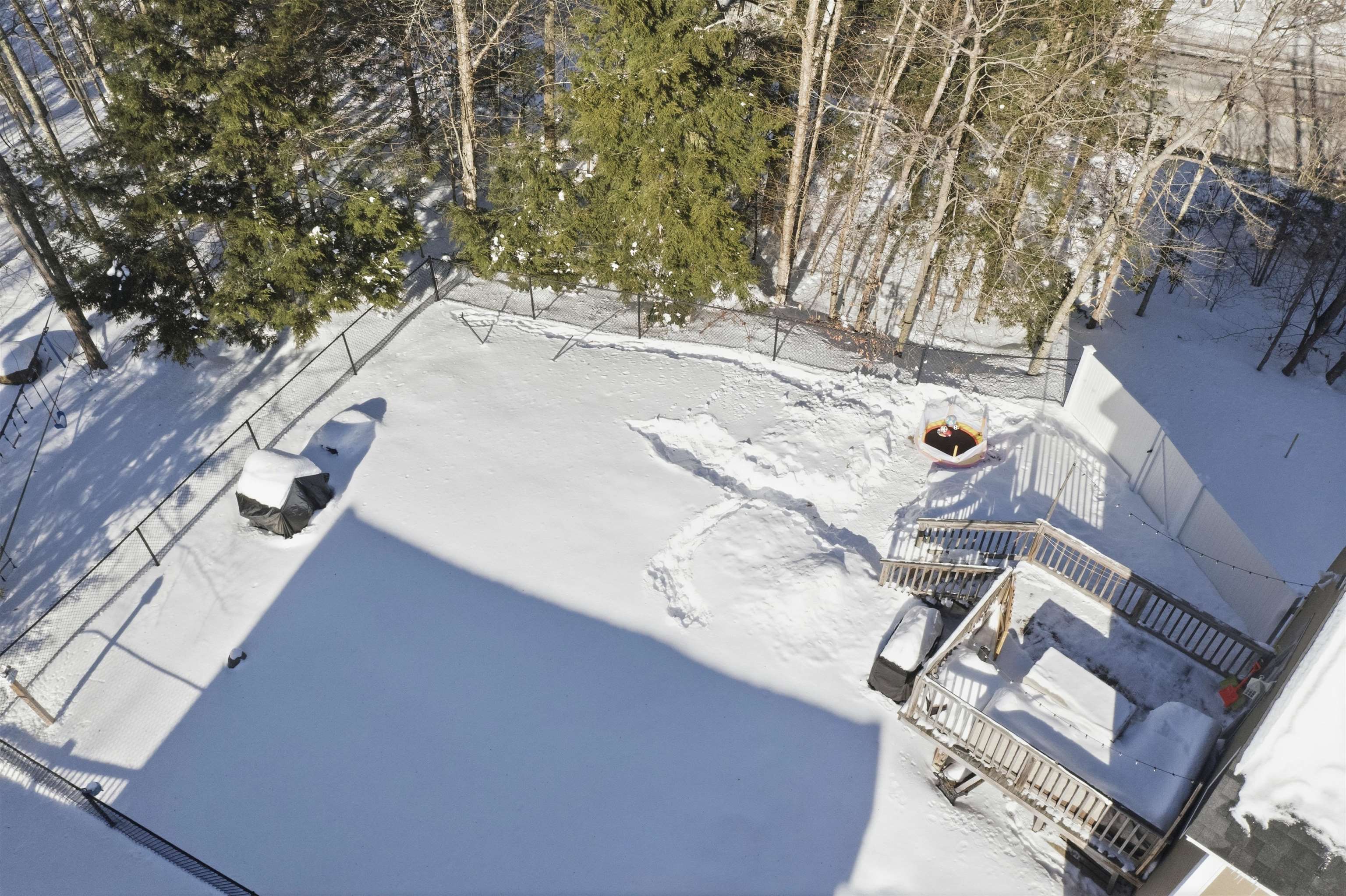 2 Yearling Dr, Barrington, NH 03825