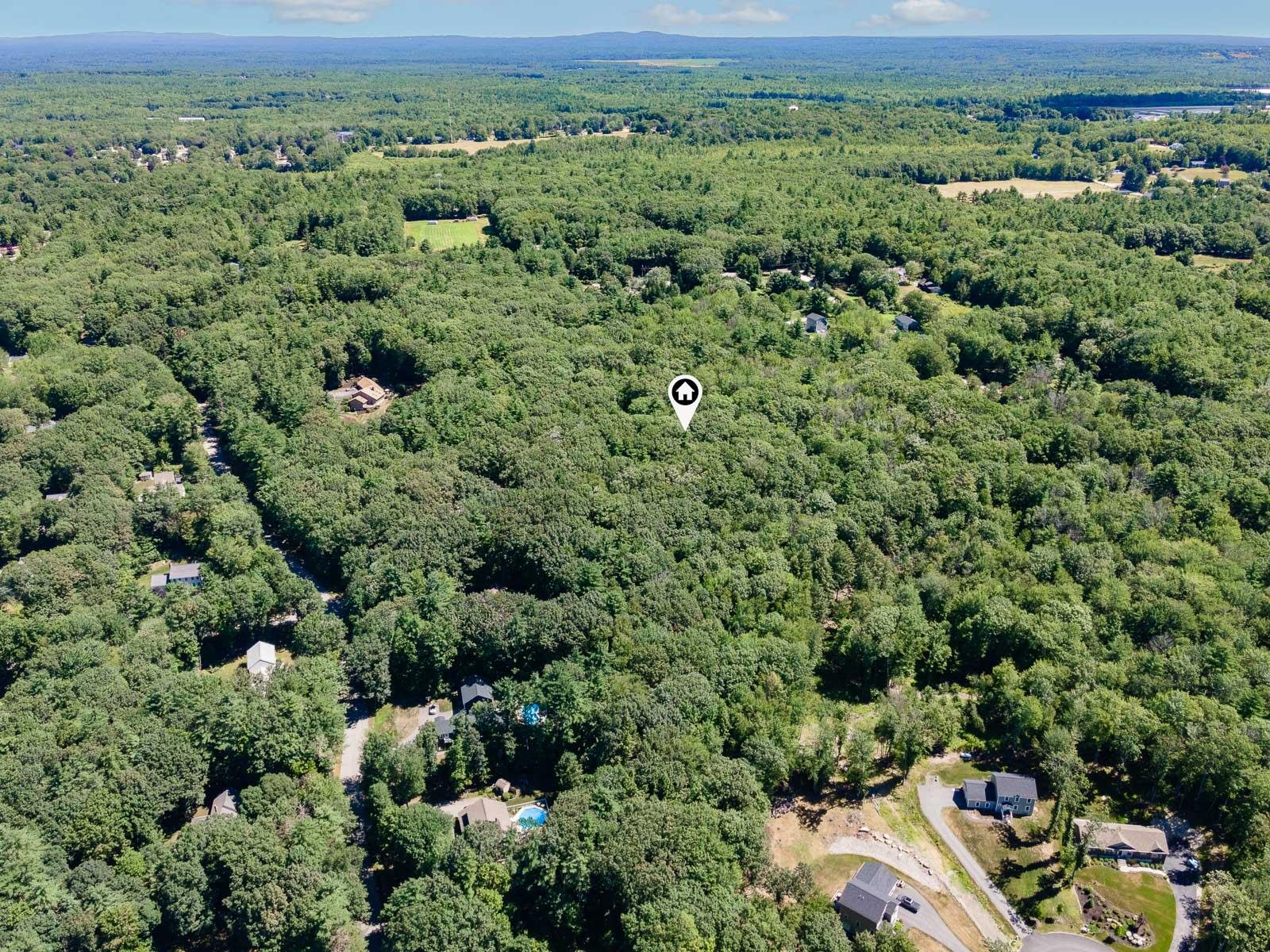 161 Lowell St, Rochester, NH 03867