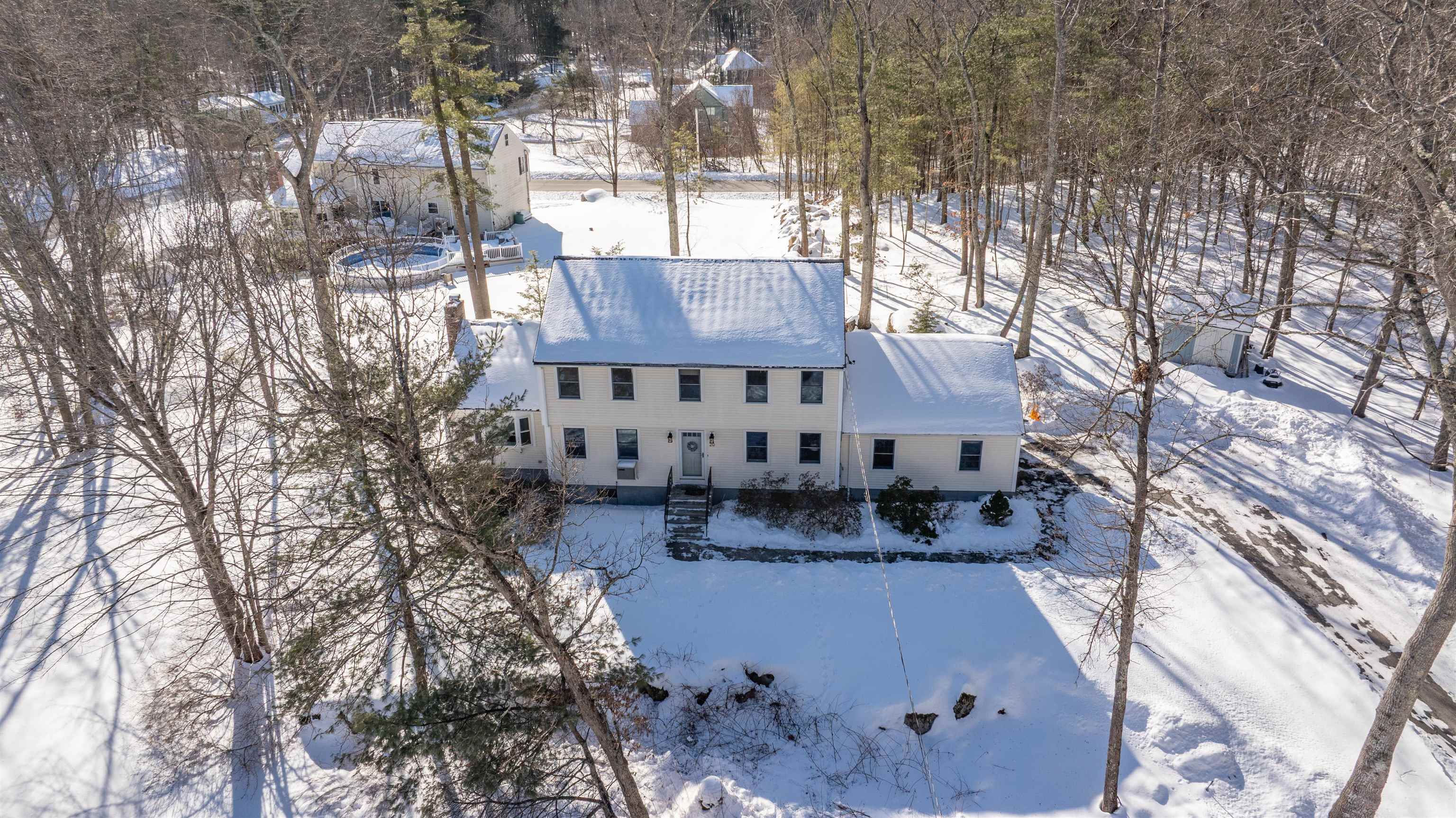 20 Debbie Dr, Pelham, NH 03076